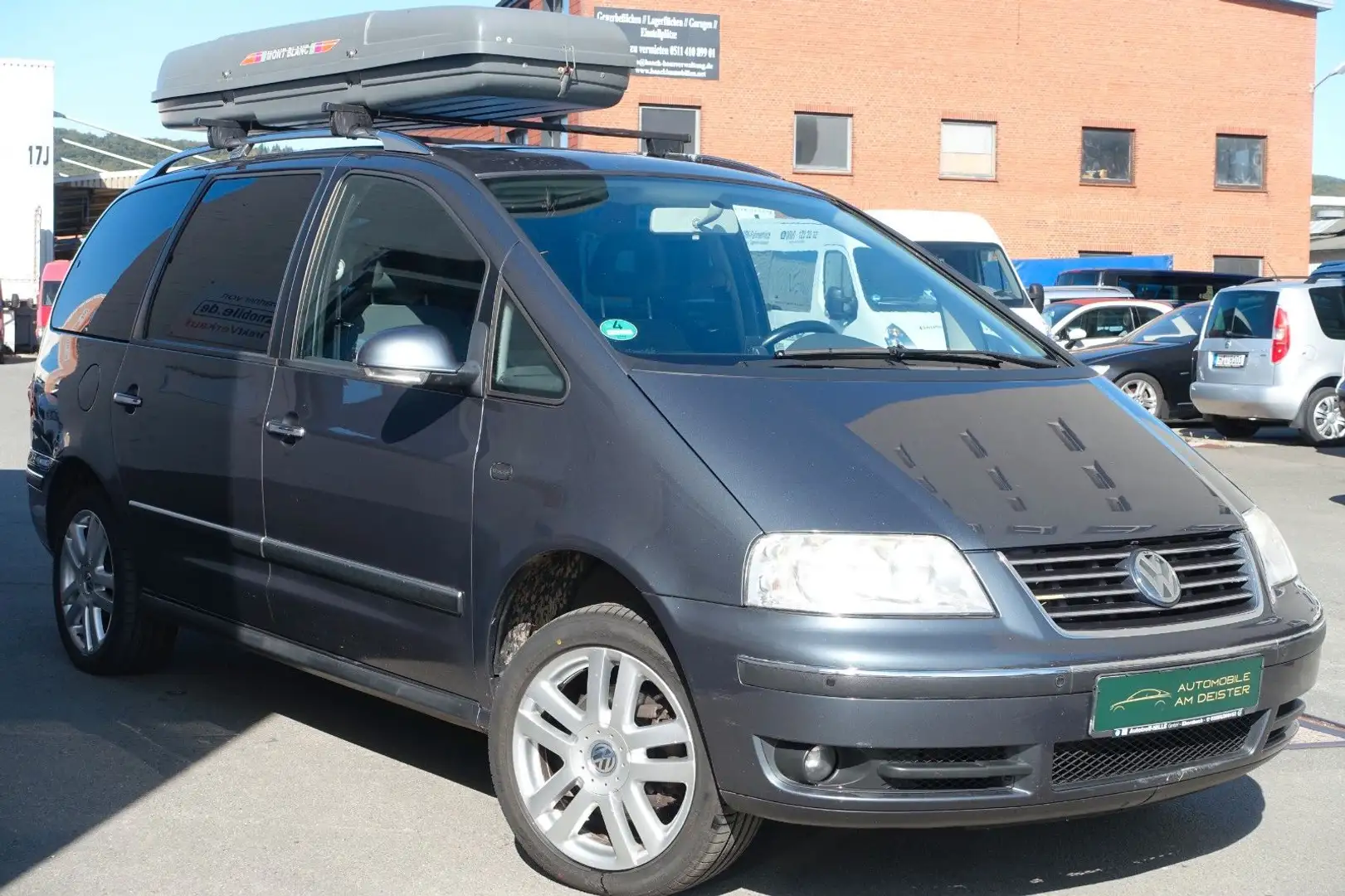 Volkswagen Sharan 2.0TDI*140PS*7-SITZE*SHZ*PDC*TEMPOMAT*TÜV Grau - 1