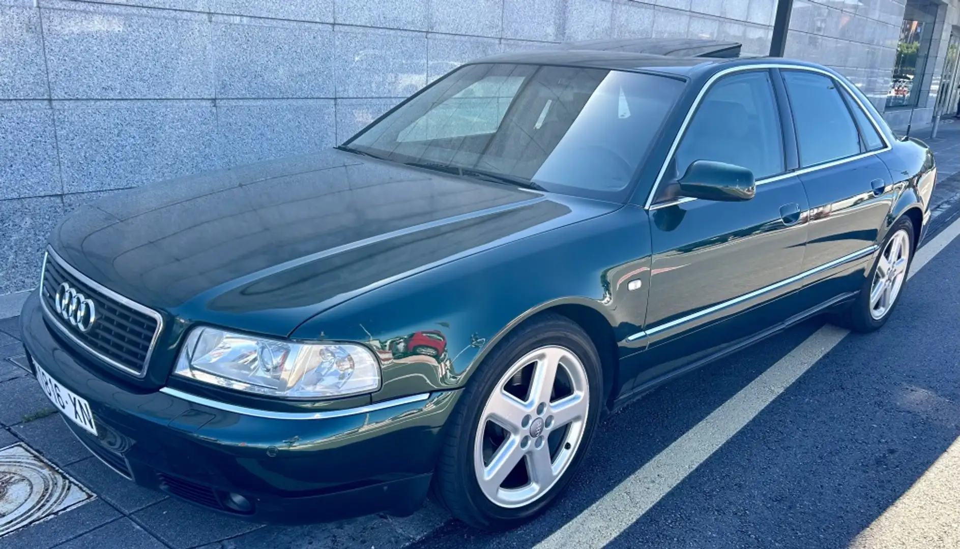 Audi A8 3.7 quattro Tiptronic Verde - 2