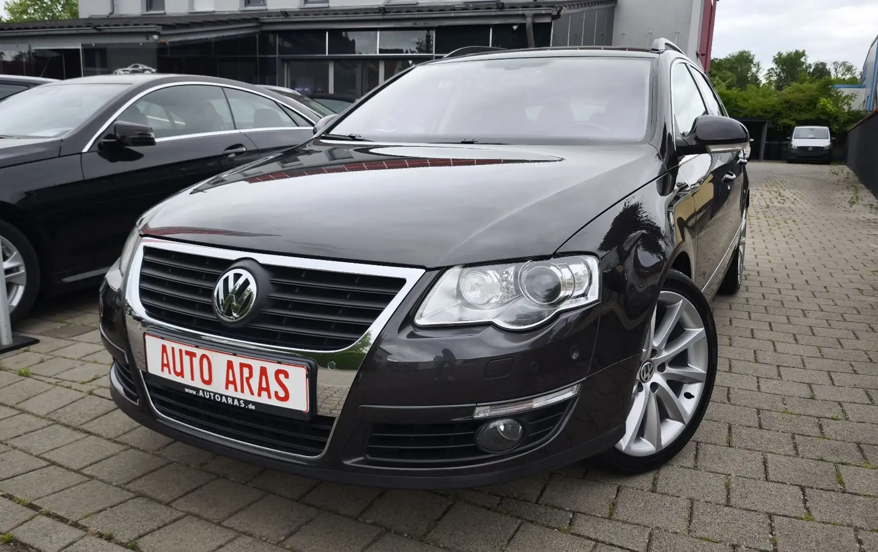Volkswagen Passat Variant Passat 2.0 TDI  Variant Comfortline 1.Hand/Ahk Braun - 1