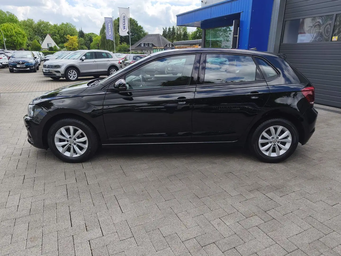 Volkswagen Polo Highline Navi/SHZ/VirCo/PDC/15-Zoll Schwarz - 2