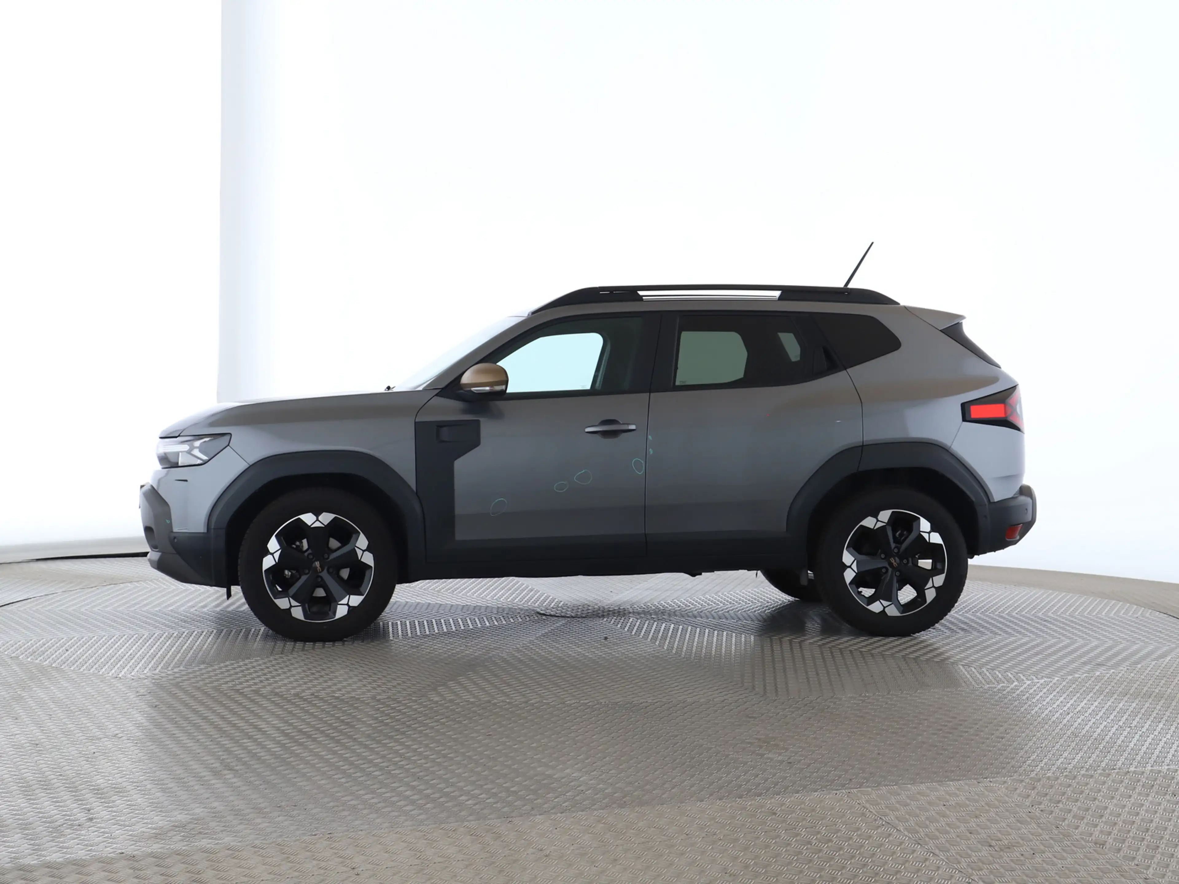 Dacia Duster 1.2 TCe 130 Extreme — photo 8