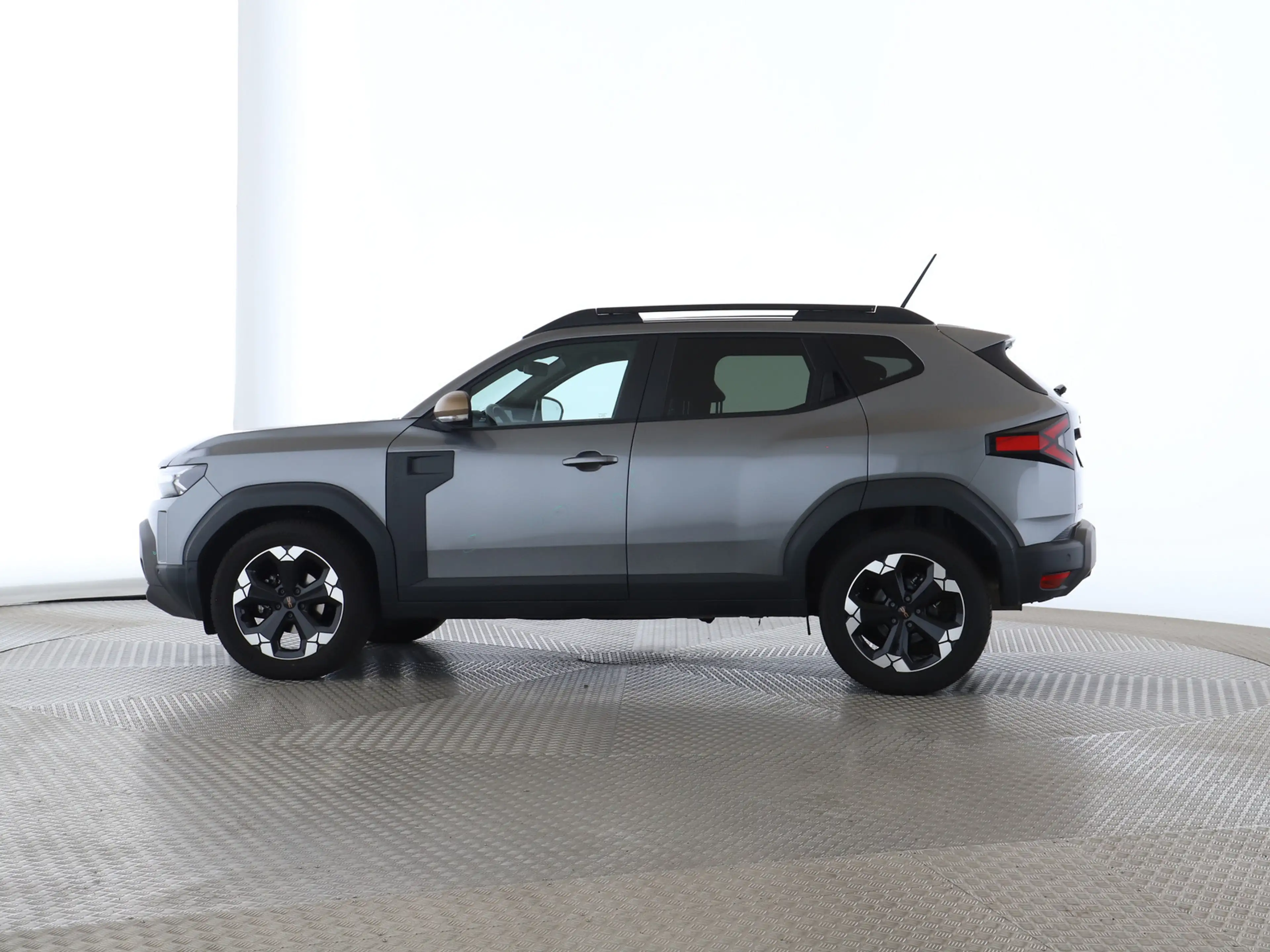 Dacia Duster 1.2 TCe 130 Extreme — photo 9