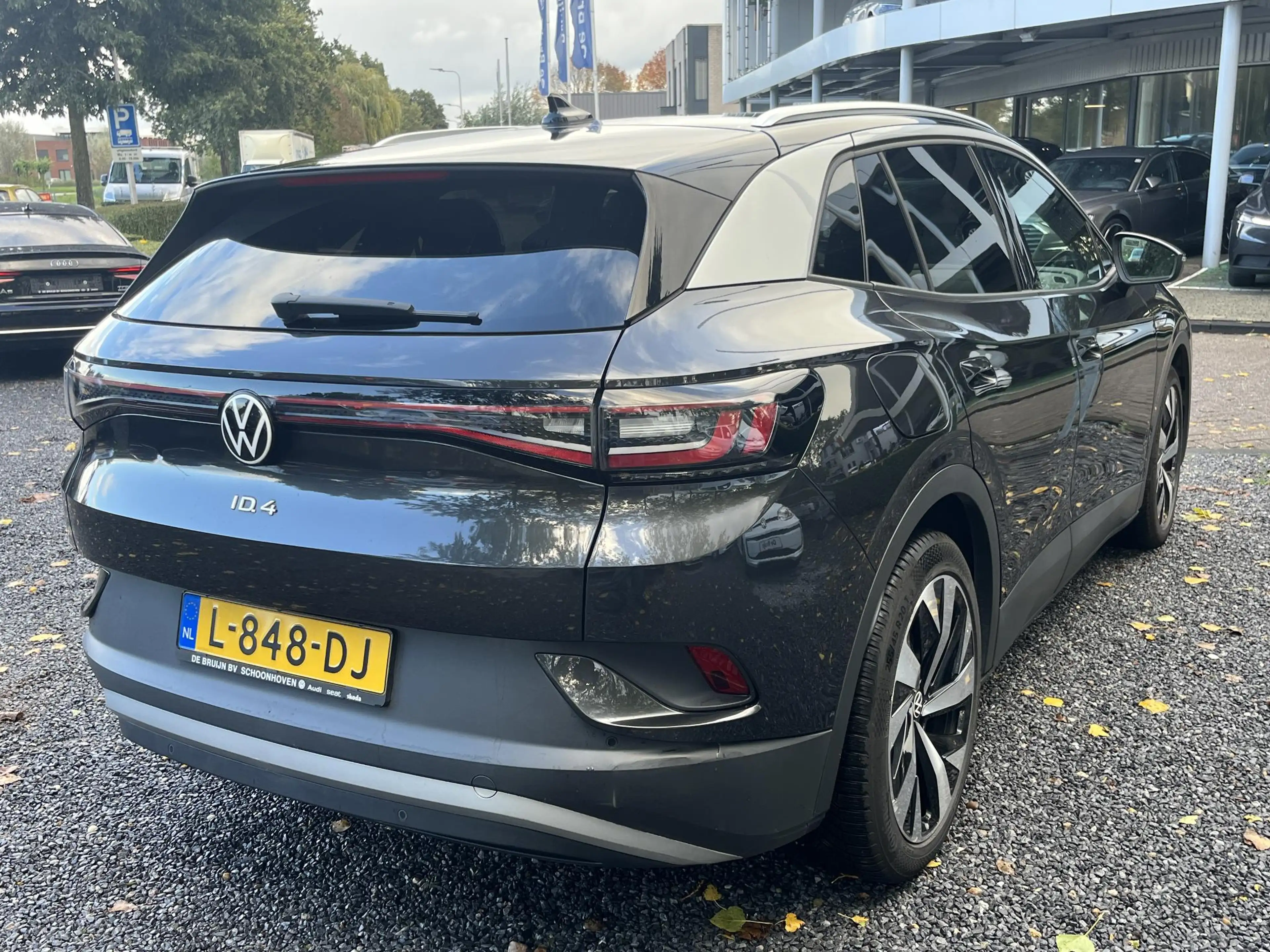 Volkswagen ID.4 First 77 kWh 204pk (Trekhaak,Camera,Warmtepomp,Acc — photo 2