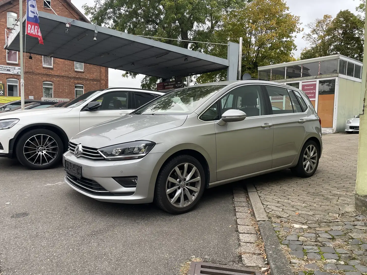 Volkswagen Golf Sportsvan Highline BMT/Start-Stopp Gris - 1