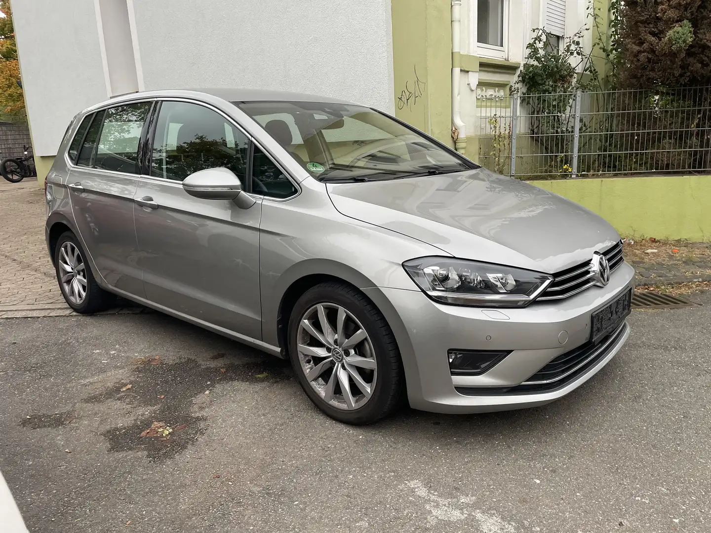 Volkswagen Golf Sportsvan Highline BMT/Start-Stopp Gris - 2