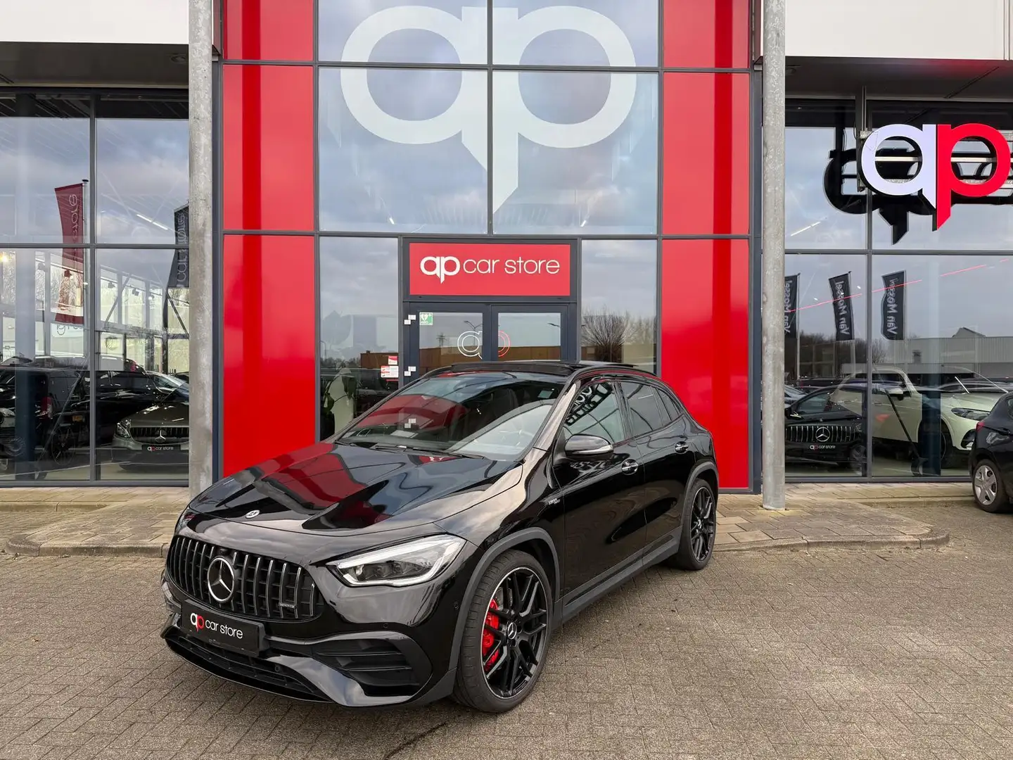 Mercedes-Benz GLA 45 AMG S 4MATIC+ Full Spec Negro - 1