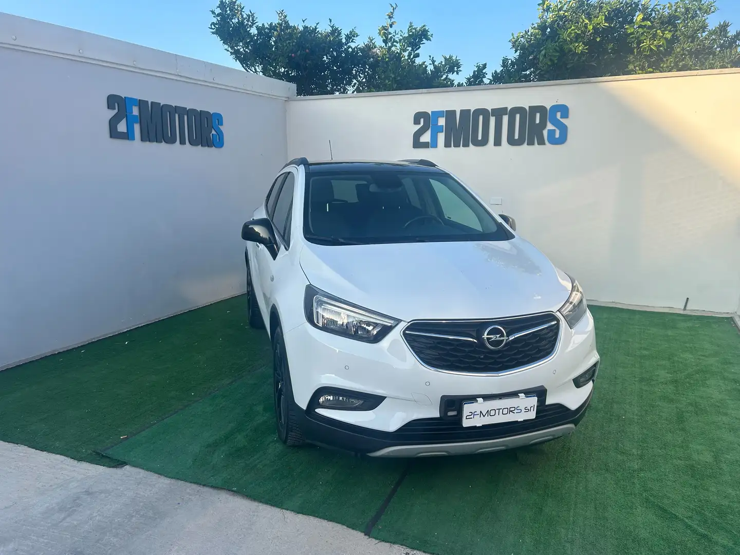 Opel Mokka X 1.6 cdti Ultimate 4x2 136cv auto Bianco - 2