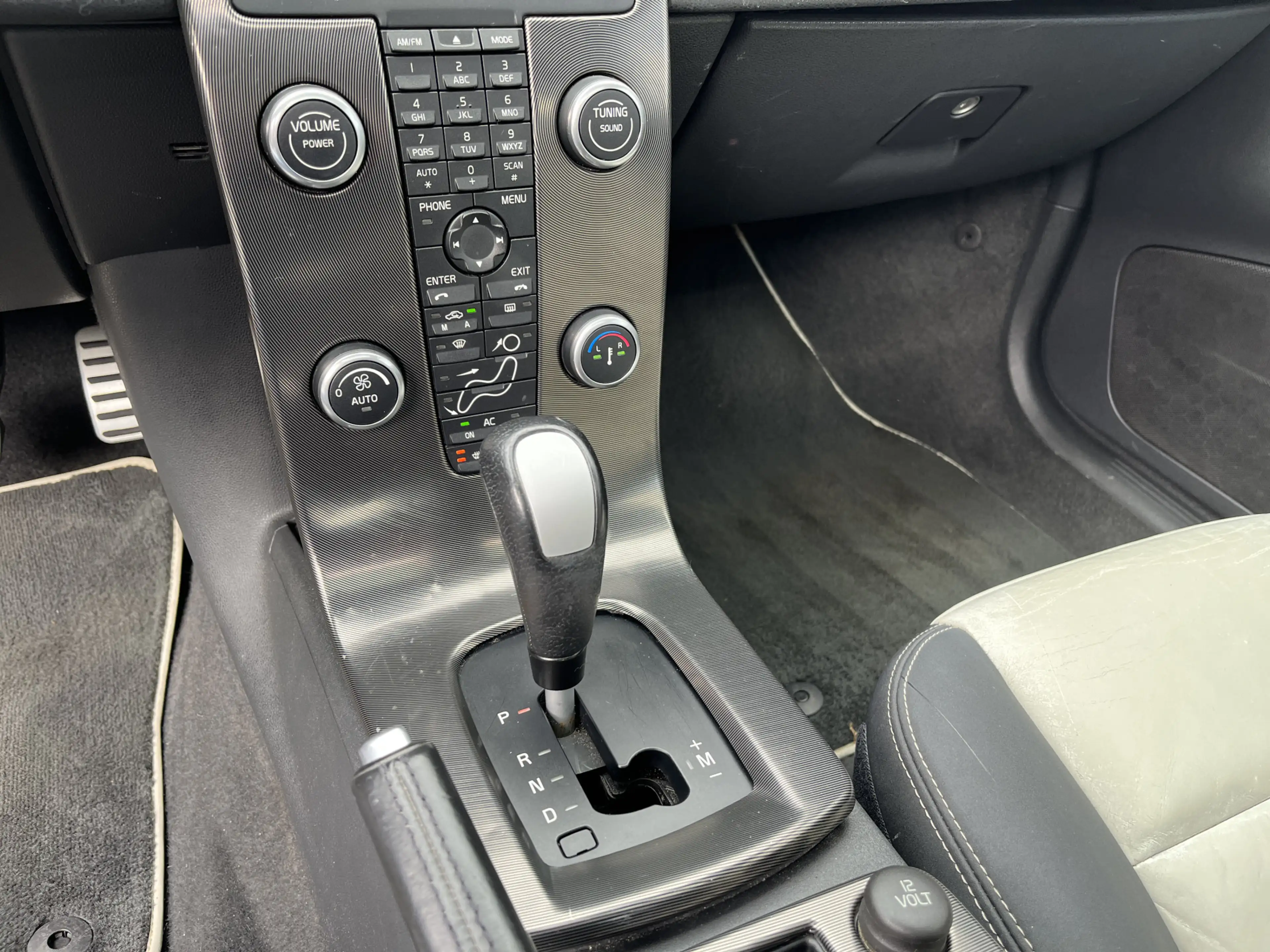 Volvo C30 2.4i 170pk Summum R-Design Xenon Schuifdak Navi — photo 14