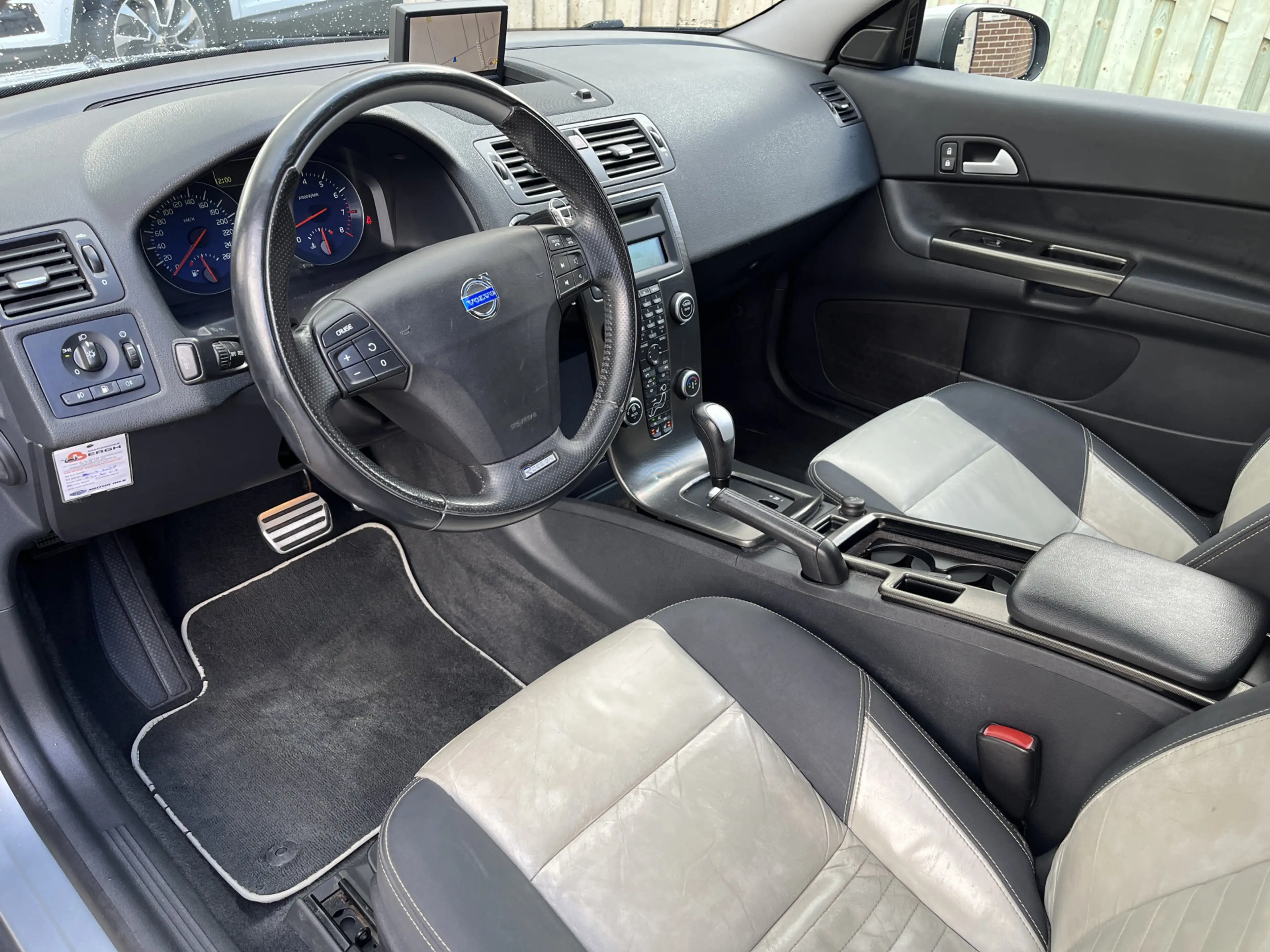 Volvo C30 2.4i 170pk Summum R-Design Xenon Schuifdak Navi — photo 7