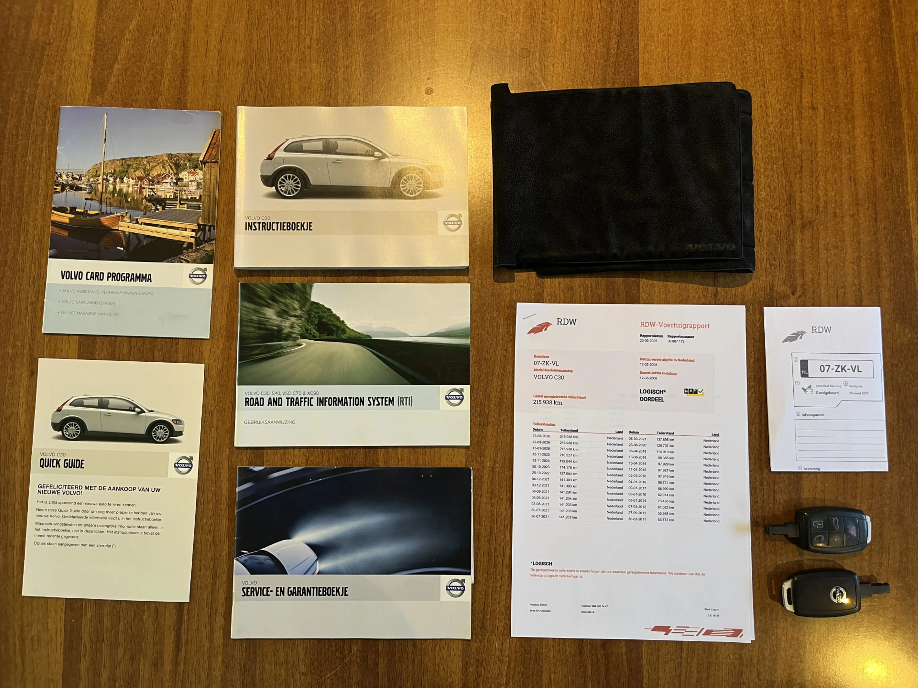 Volvo C30 2.4i 170pk Summum R-Design Xenon Schuifdak Navi — photo 23