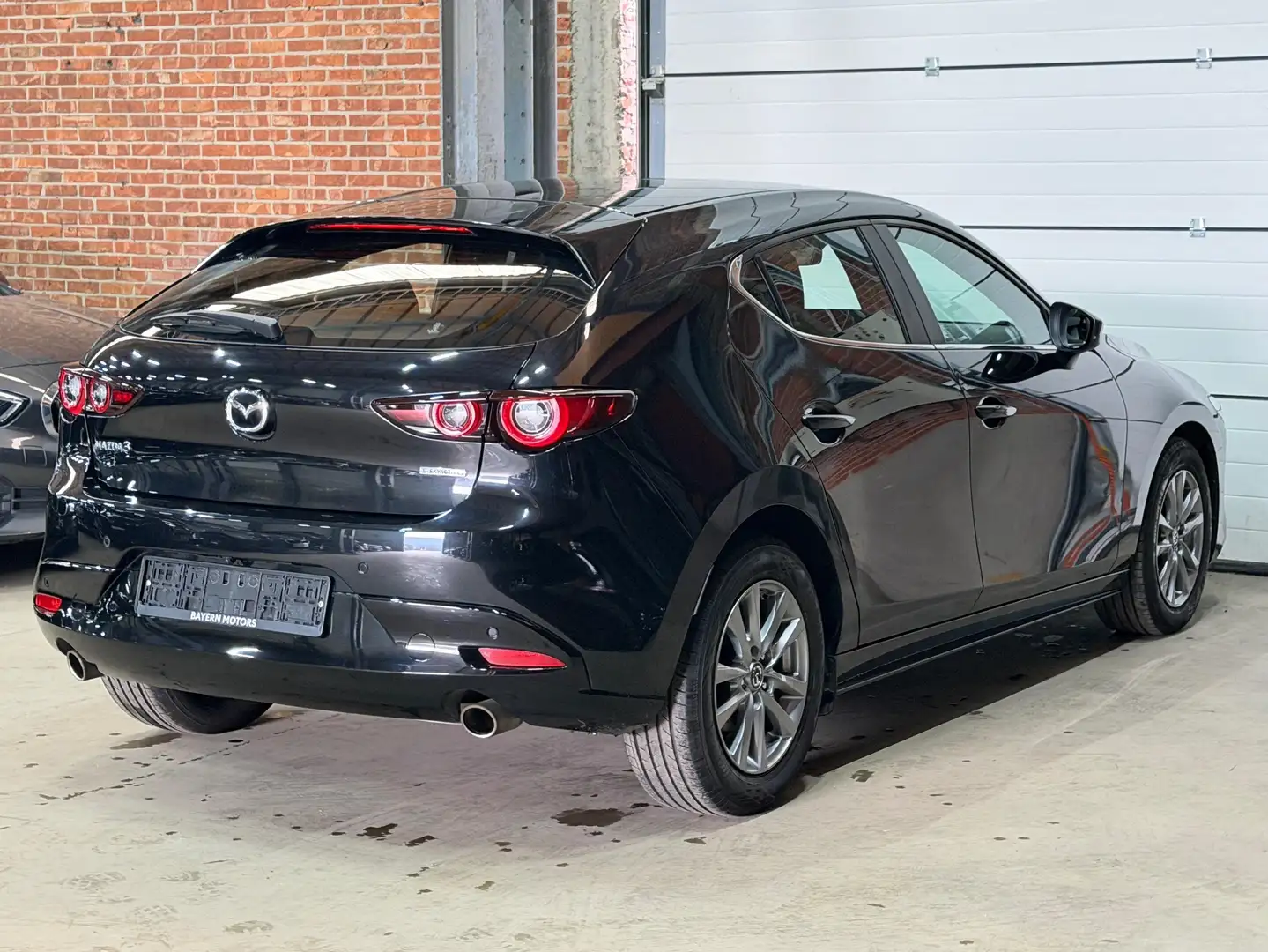 Mazda 3 Hatchback 2.0i Benzine Navi CarPlay LED Garantie Noir - 2
