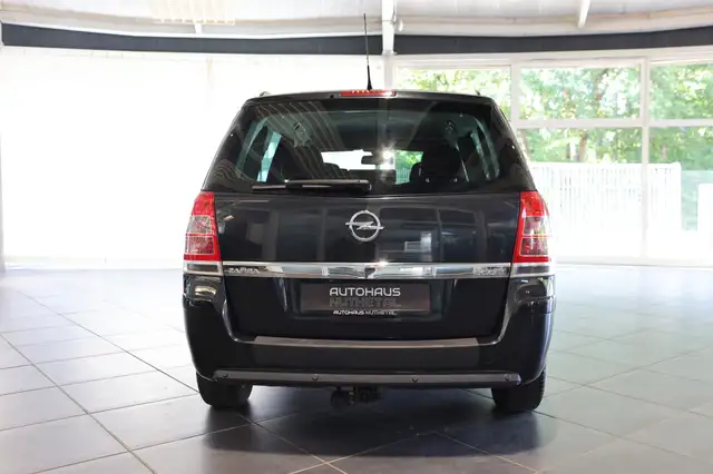 Opel Zafira view 5