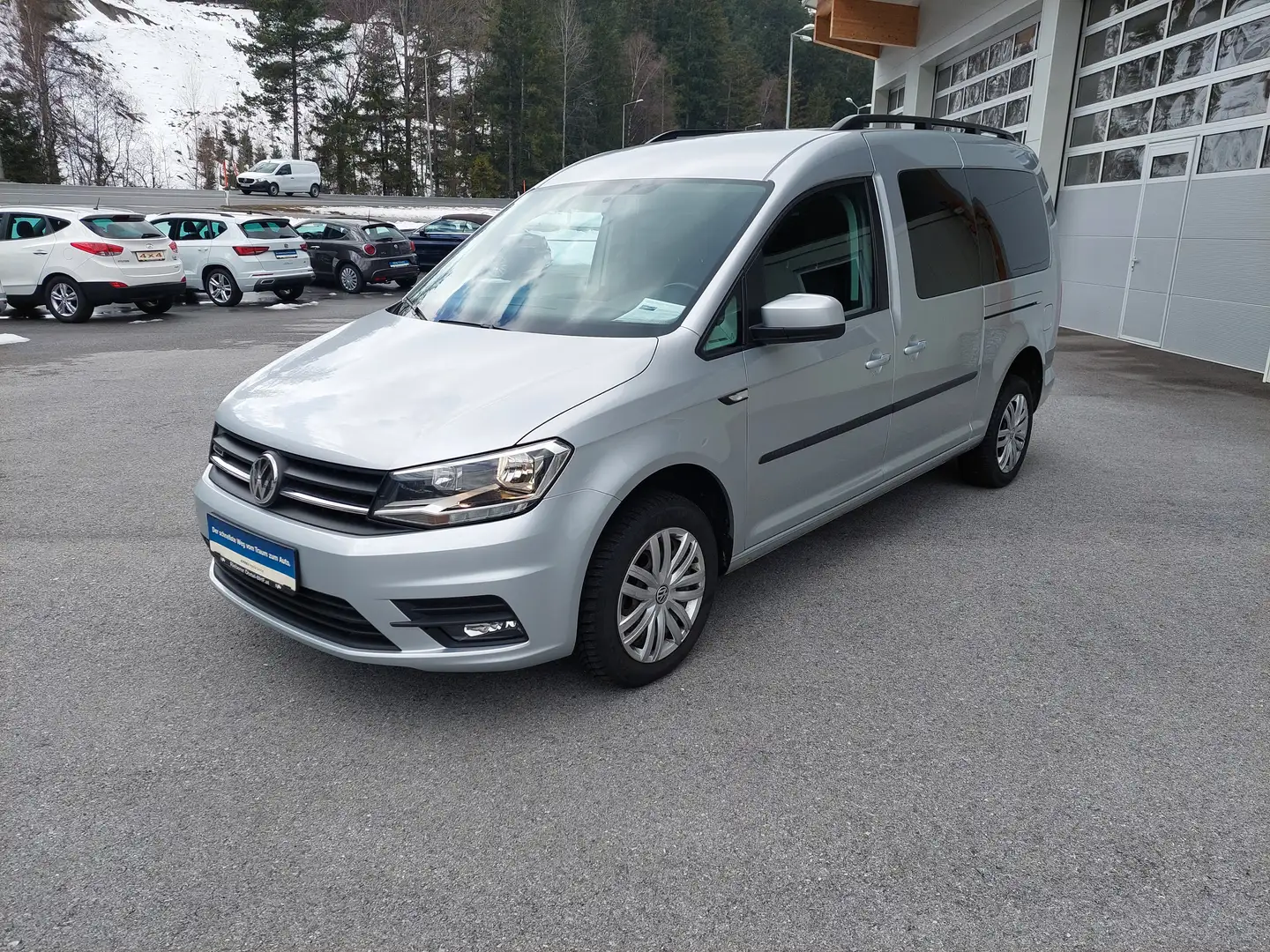 Volkswagen Caddy MAXI 4motion TDI 7 Sitz Silber - 1