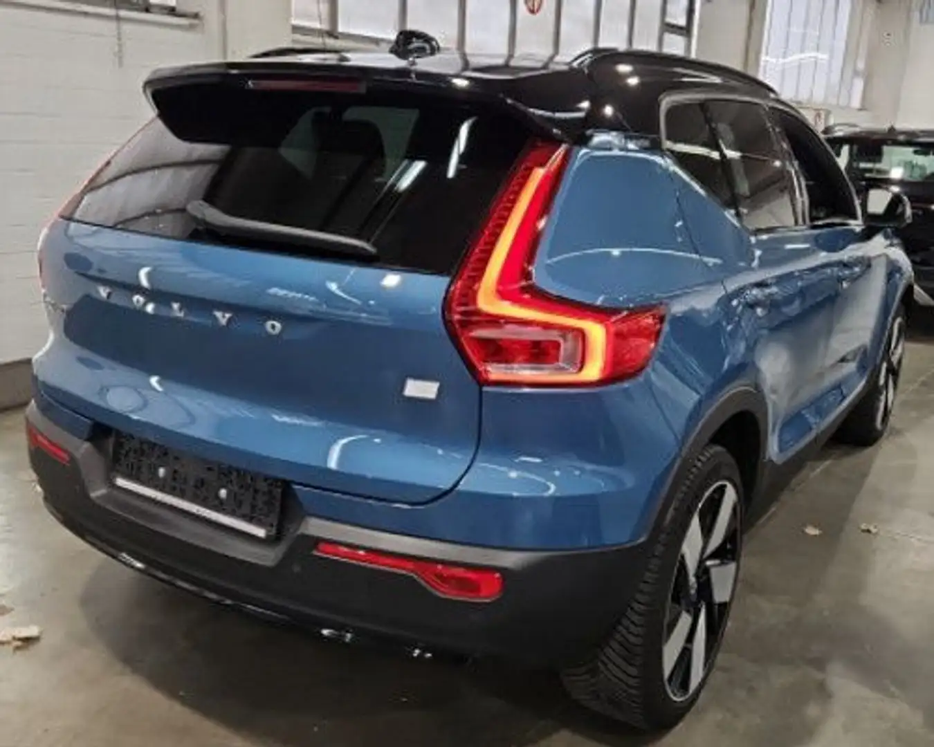 Volvo XC40 ULTIMATE Twin Motor AWD*ACC*PANO*360*20Z Blau - 2
