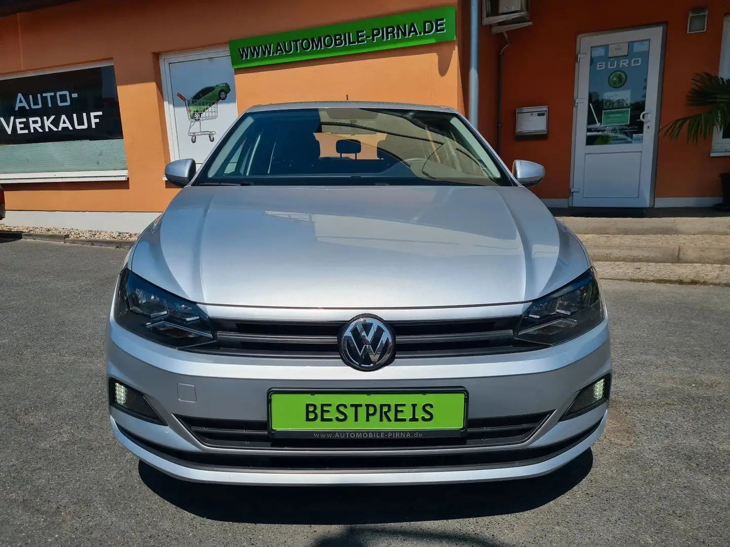 Volkswagen Polo VI Trendline 1.0 TSI (80PS) mit KLIMA Silber - 2