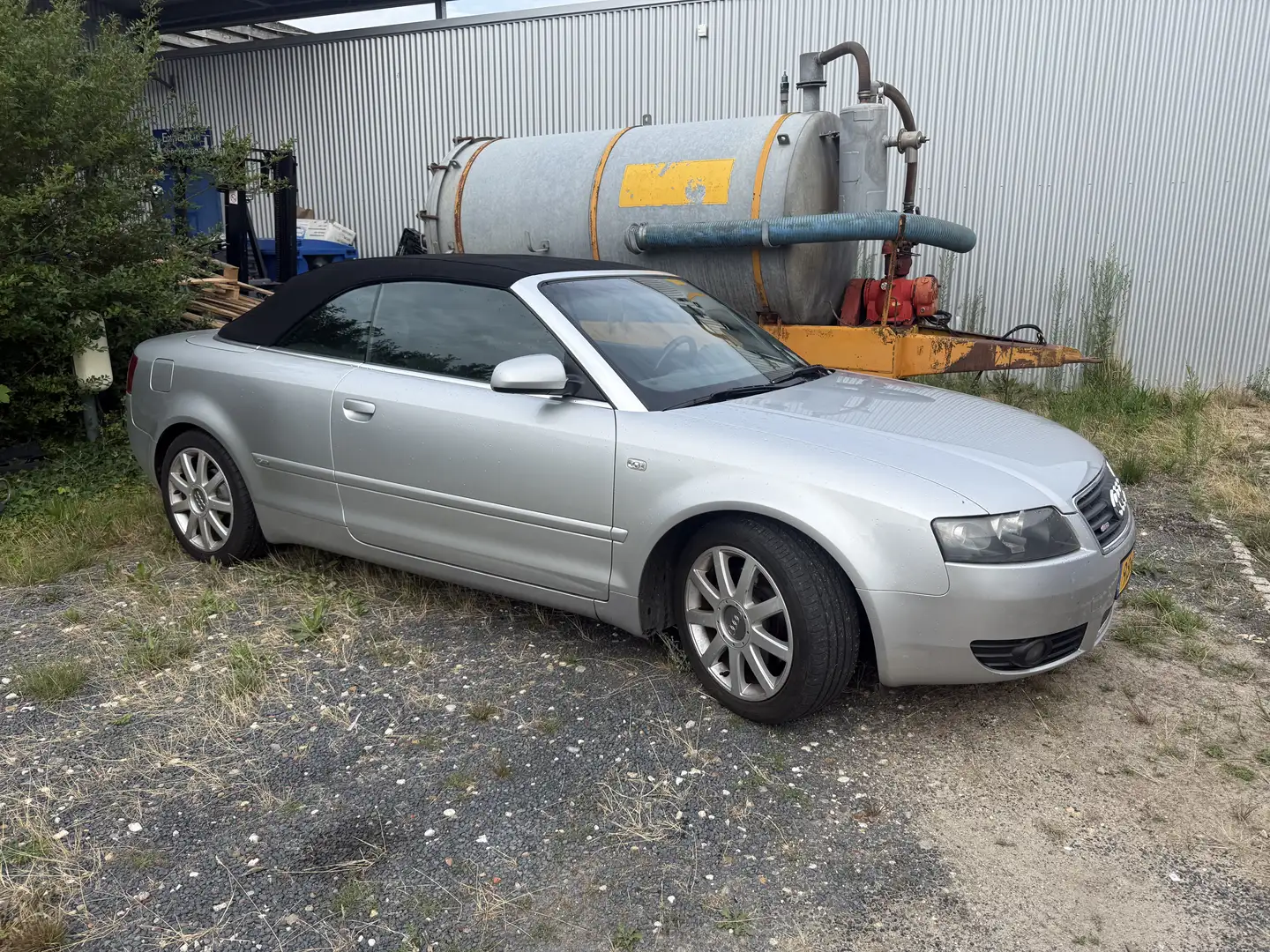Audi A4 2.4 V6 Benzine automaat - 1