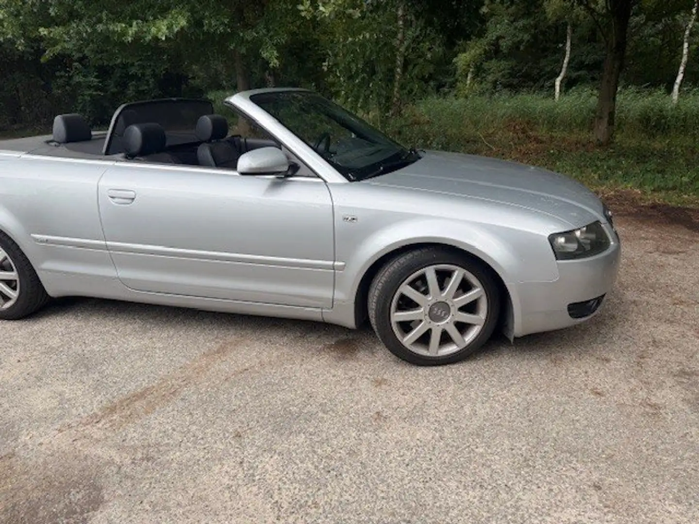 Audi A4 2.4 V6 Benzine automaat - 1