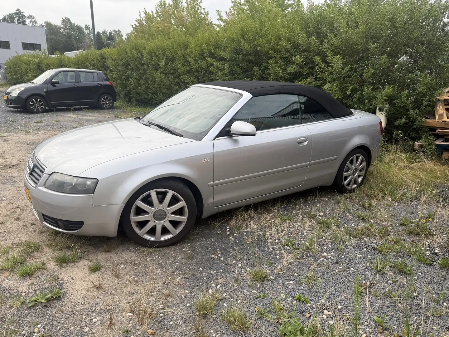 Audi A4 2.4 V6 Benzine automaat - 2