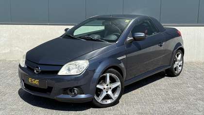 Opel Tigra TwinTop 1.8-16V Rhythm Zeer netjes | Airco