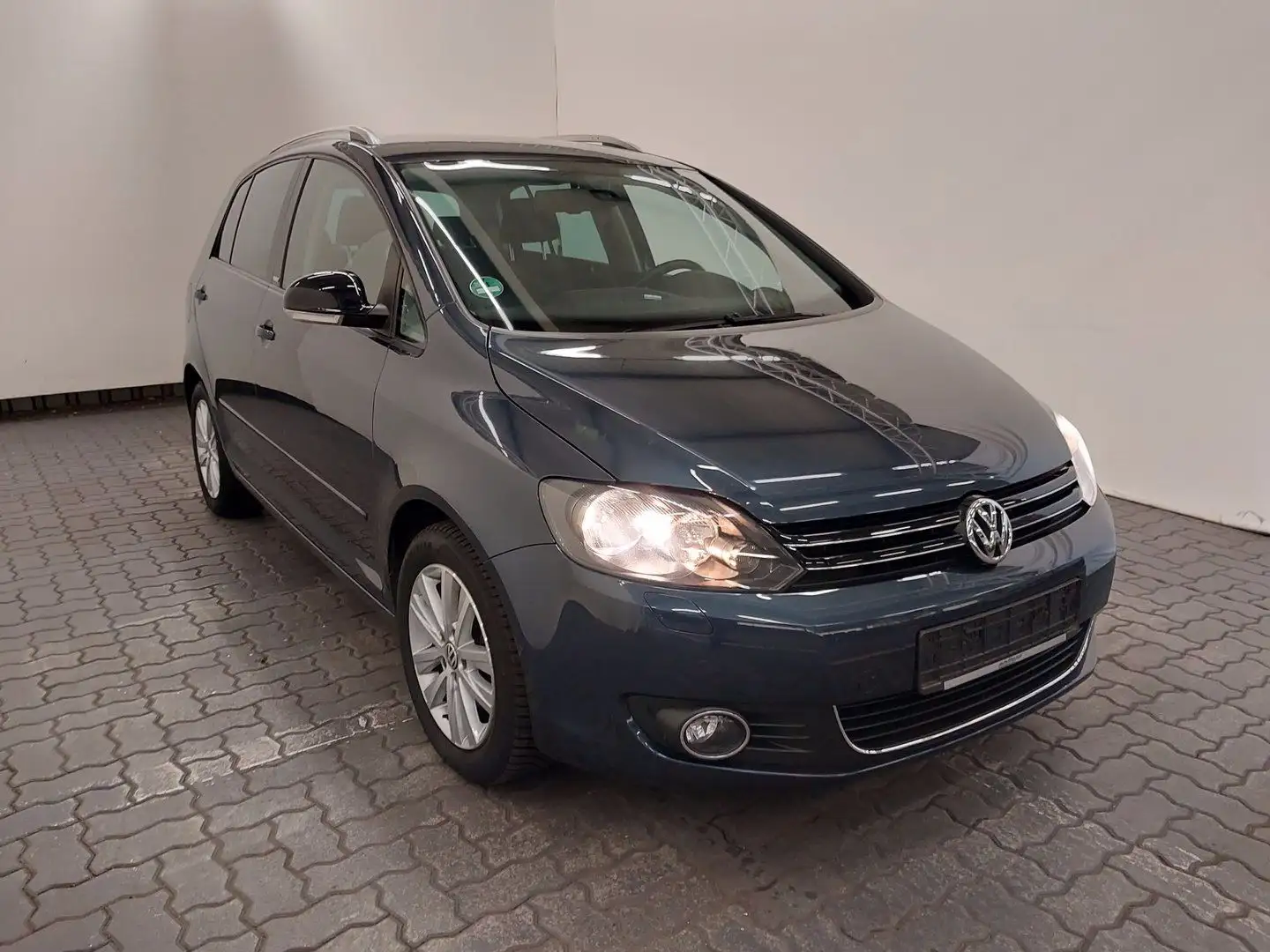 Volkswagen Golf Plus GOLF PLUS STYLE NAVI WINTER-PAKET TEMPOM. 1.HAND Bleu - 1