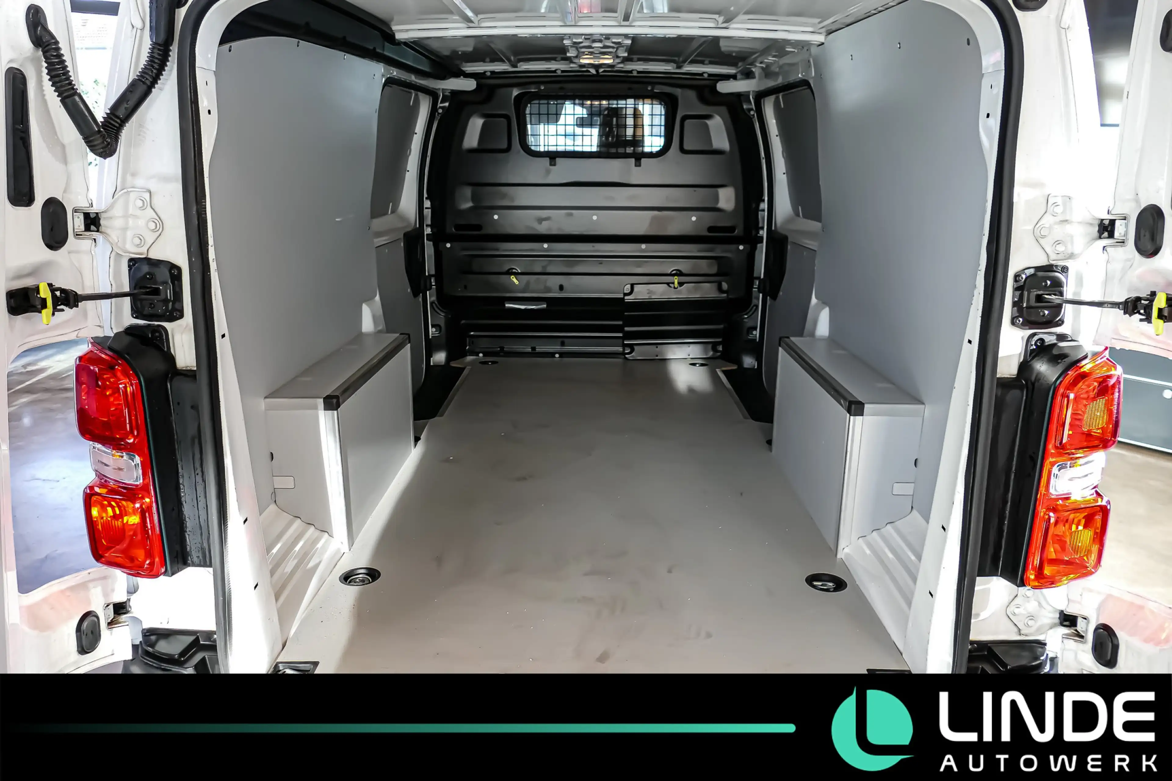 Citroen Jumpy Club XL |AHK|NAVI|RFK|CARPLAY|TEMPO.|SHZ — photo 7