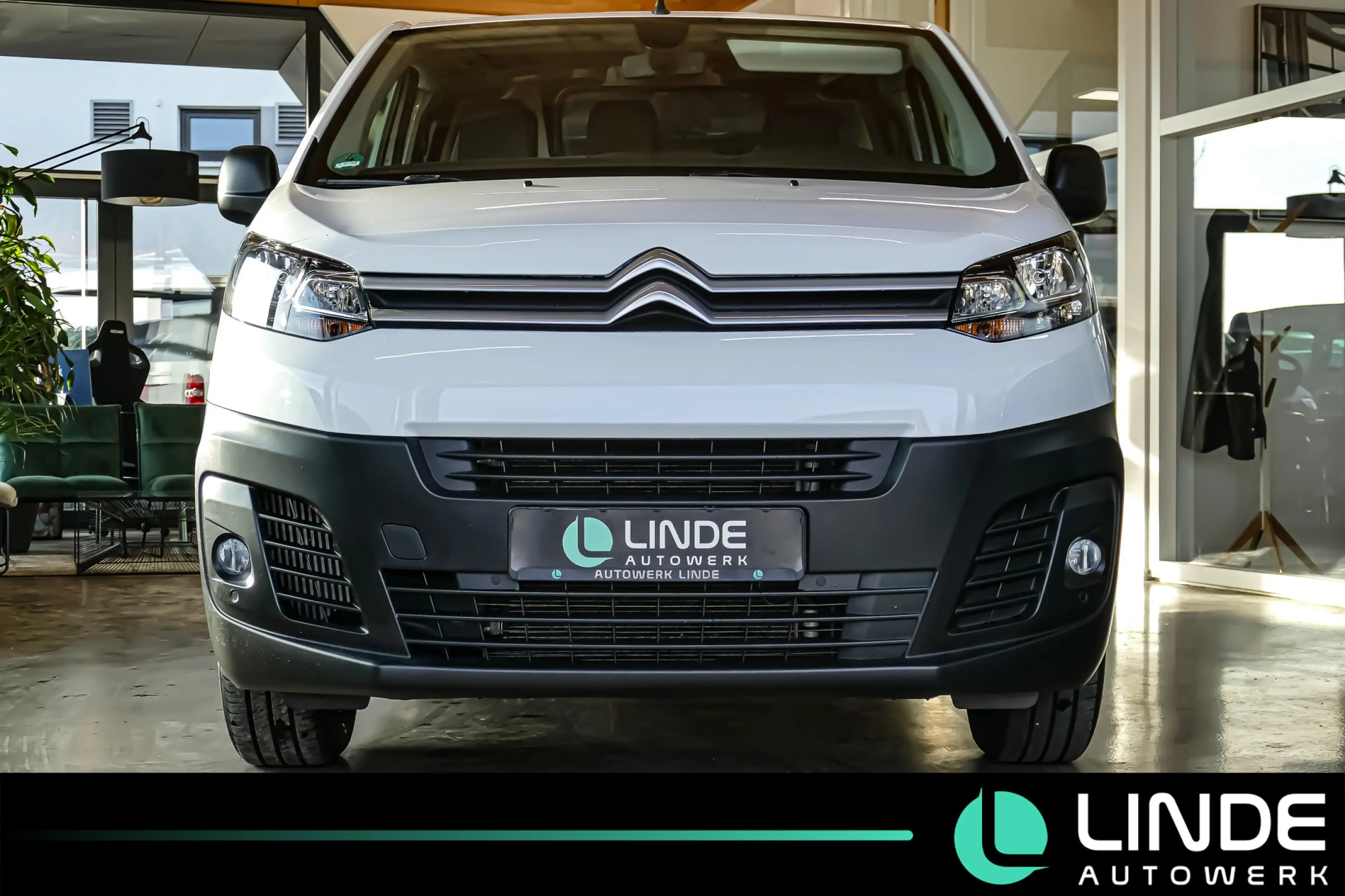 Citroen Jumpy Club XL |AHK|NAVI|RFK|CARPLAY|TEMPO.|SHZ — photo 6