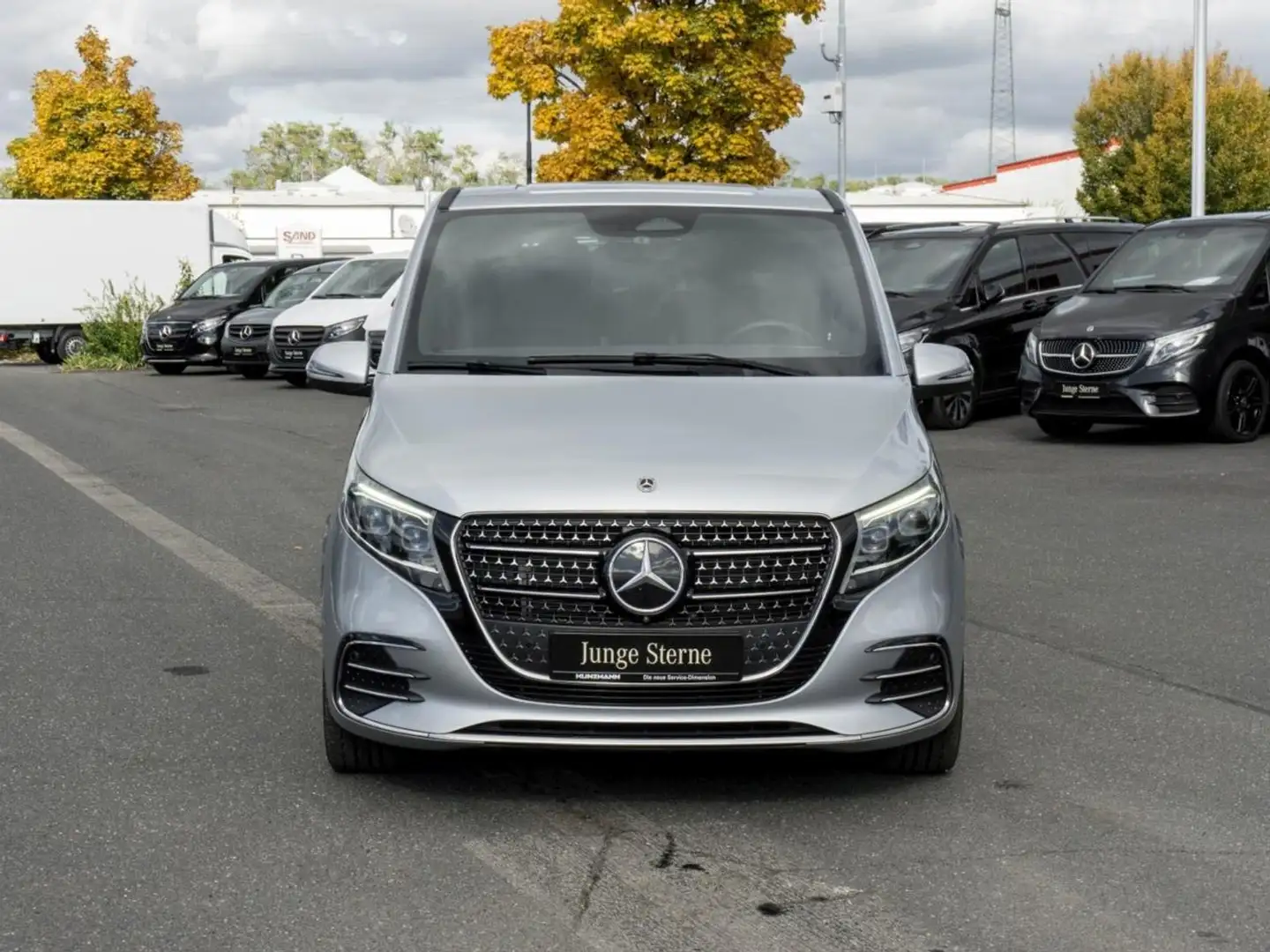 Mercedes-Benz V 300 EXCLUSIVE Lang AMG Luxussitze NP 110.227 Argent - 2