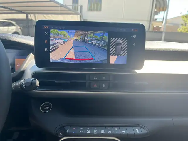 Jeep Avenger view 9