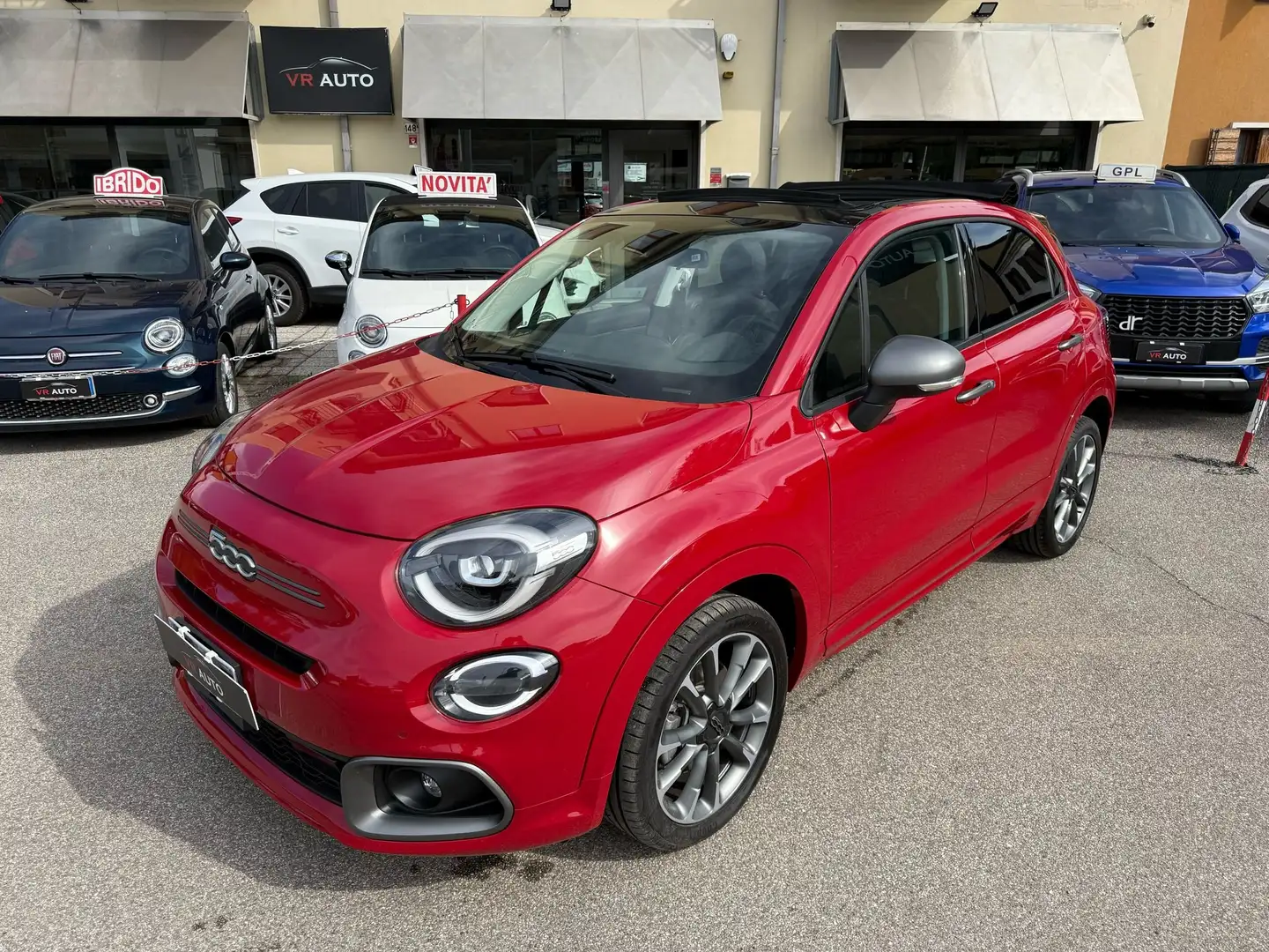 Fiat 500X CABRIO AUTOM. Sport Dolcevita 1.5 Hybrid 130cv dct Červená - 1