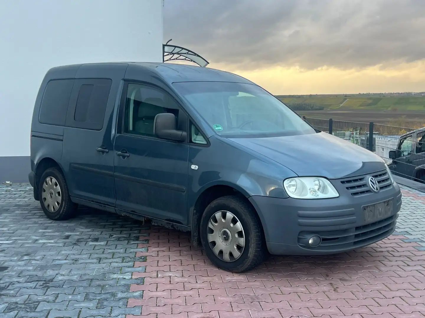 Volkswagen Caddy Life 1.9 TDI*2 SCHIEBETÜREN*AHK* Grau - 1