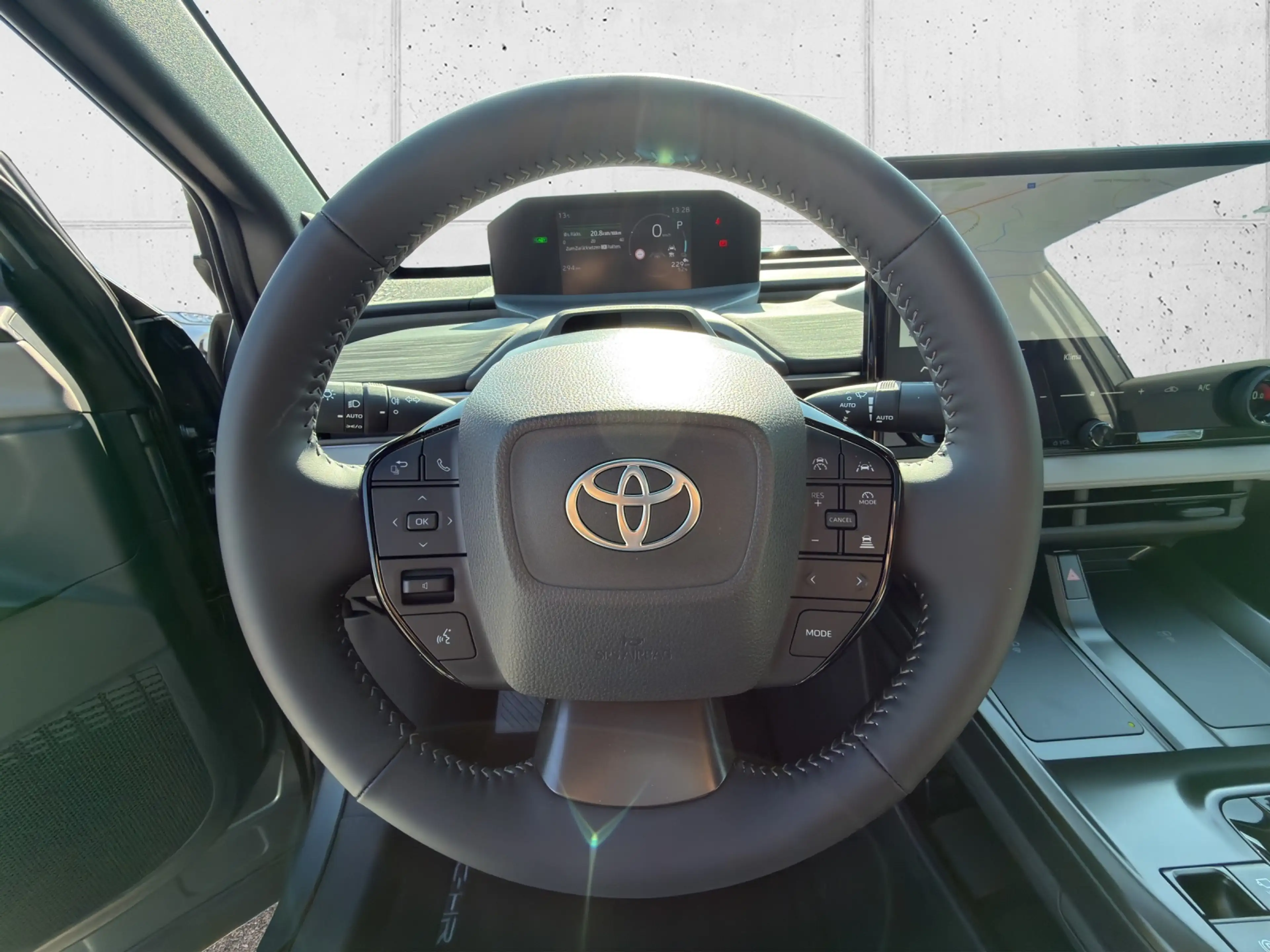Toyota C-HR + Elektrik AWD Lounge - 501km Reichweite 5t. — photo 11