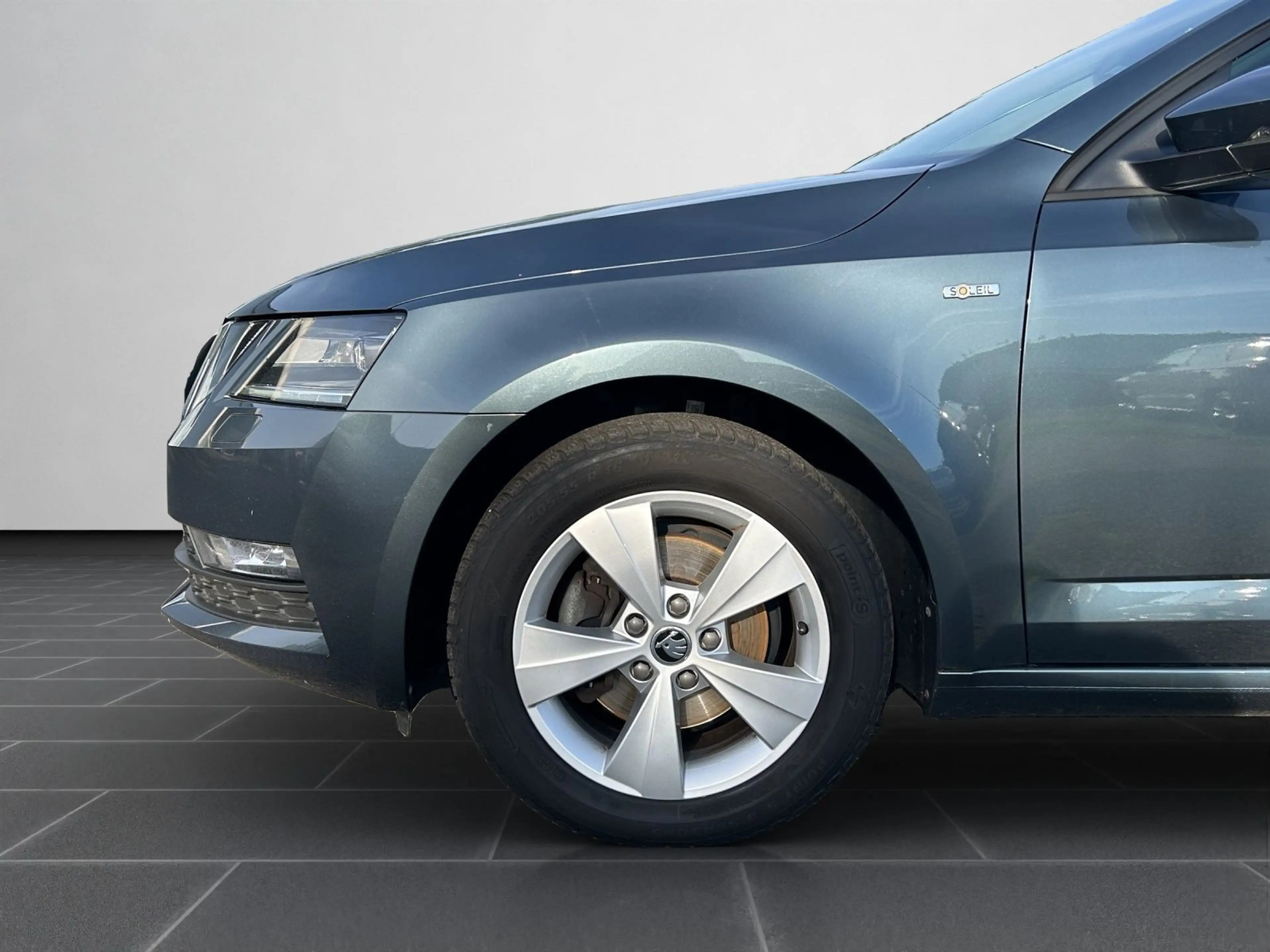 Skoda Octavia Combi SOLEIL 2.0 TDI DSG NAVI ACC SHZ — photo 8
