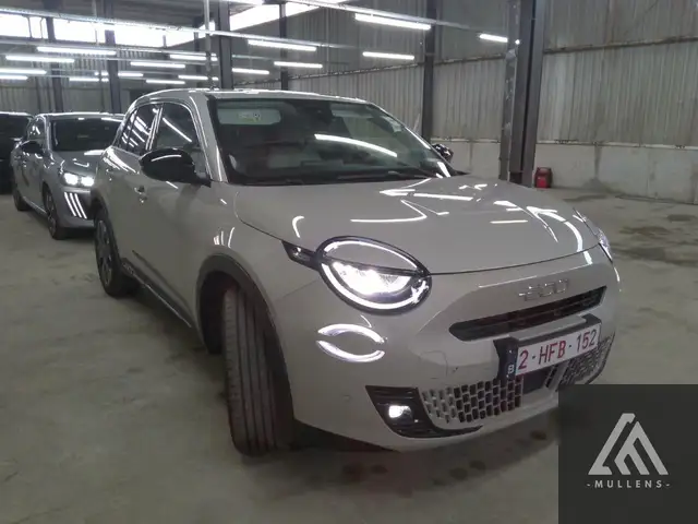 Fiat 600e 600 54 kWh La Prima