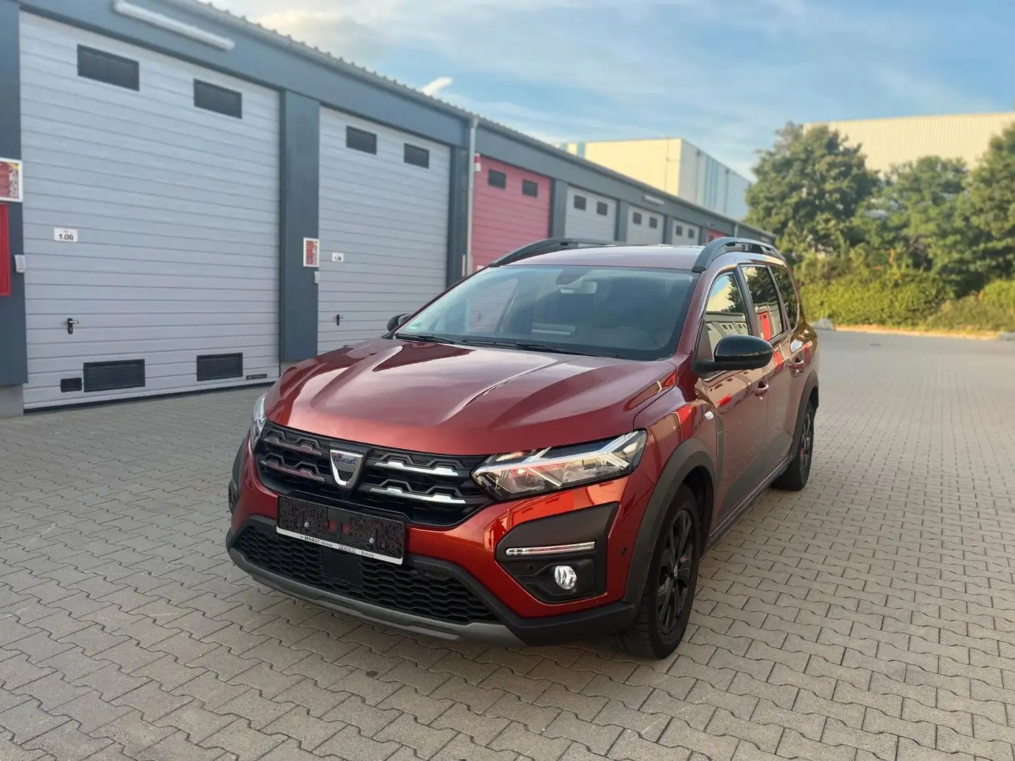 Dacia Jogger Extreme+ 1 HAND KAMERA 7 SITZER Orange - 1