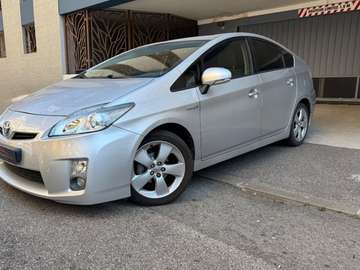 1.8l VVT-i 16V 136Hybrid CVT 99 cv Boîte auto