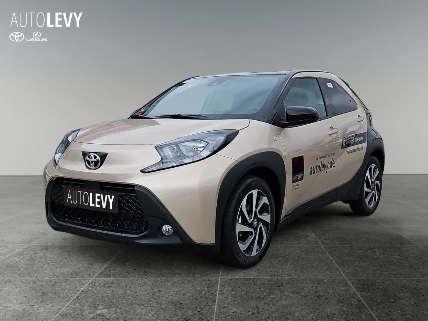 Toyota Aygo X Teamplayer +SHZ+CarPlay+Navi+1,99% !! Beige - 2