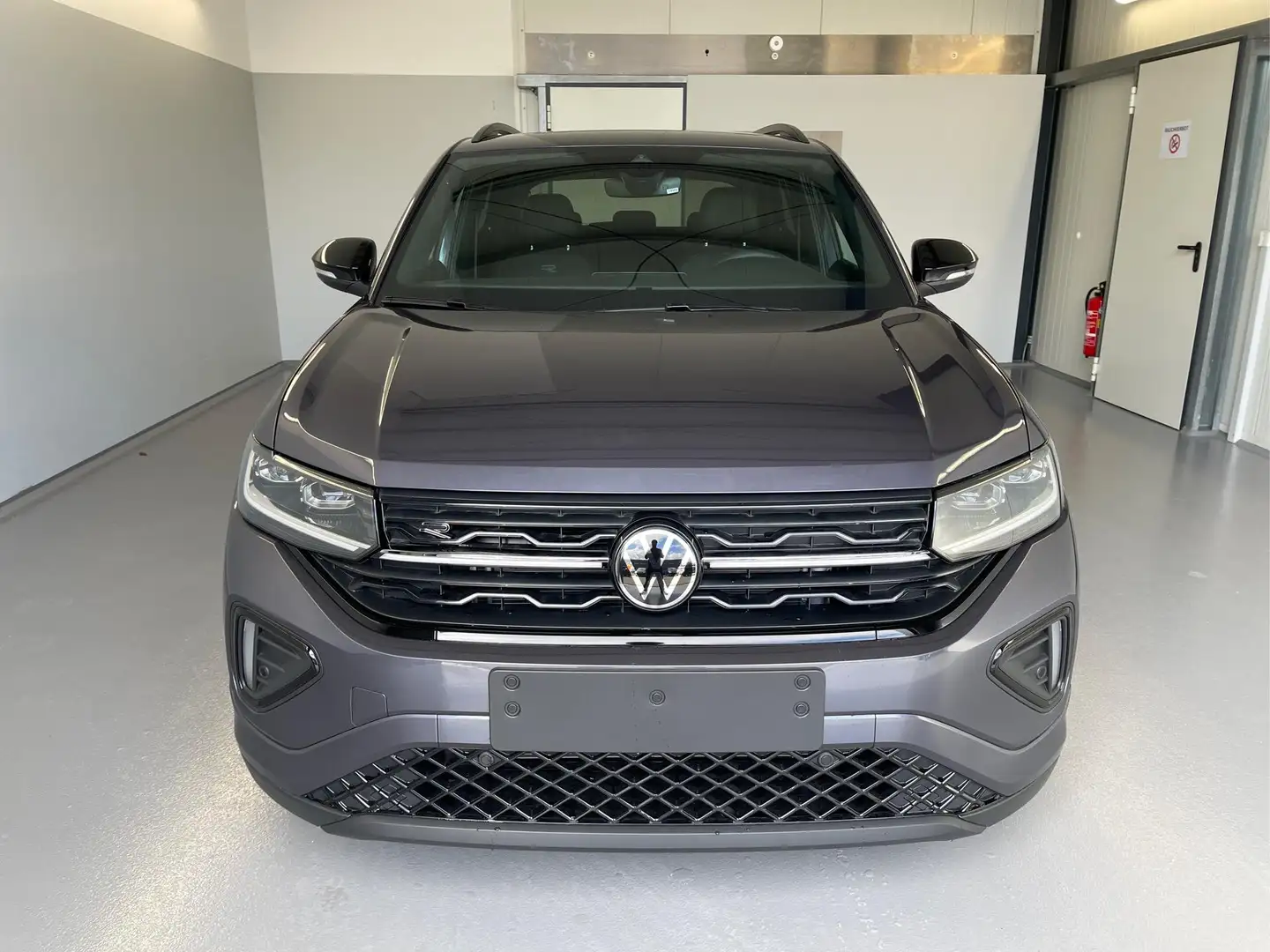 Volkswagen T-Cross R-Line 150PS DSG GV5+Navi+IQ.Light+AHK+Black+Ca... Grau - 2