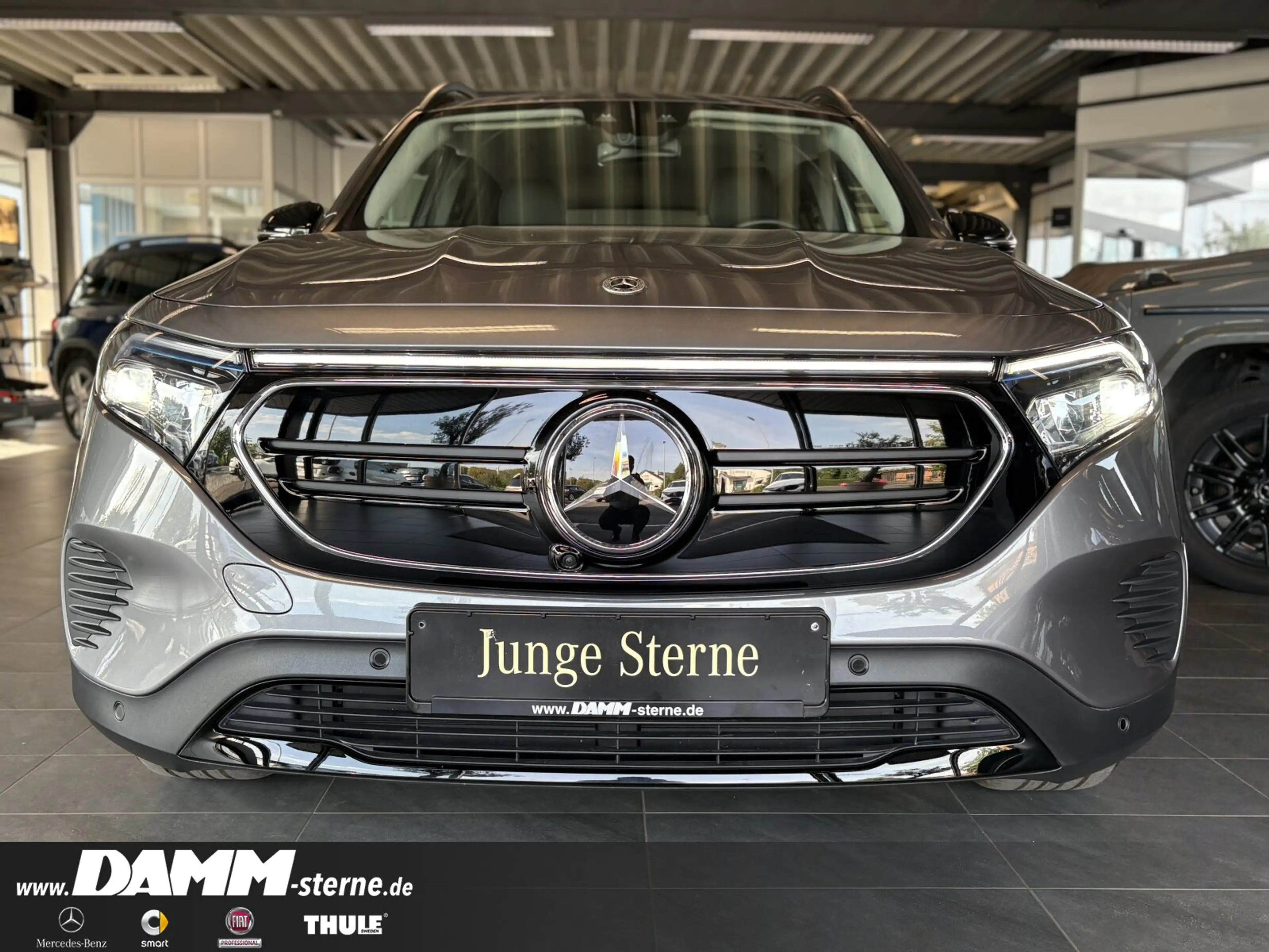 Mercedes-Benz EQB 250 EQB 250 Progressive Adv./FAP/Night/360° Distronic — photo 2