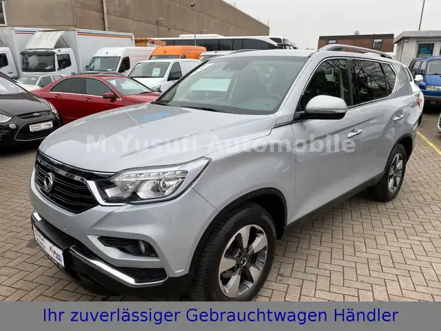SsangYong Rexton 2.2 e-XDi 220 2WD SAPPHIRE NAVI|CAM|LEDER