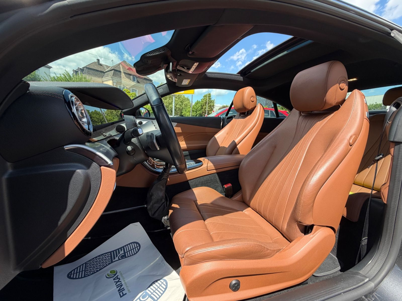 Mercedes-Benz E 400 d 4Matic Coupe — photo 12