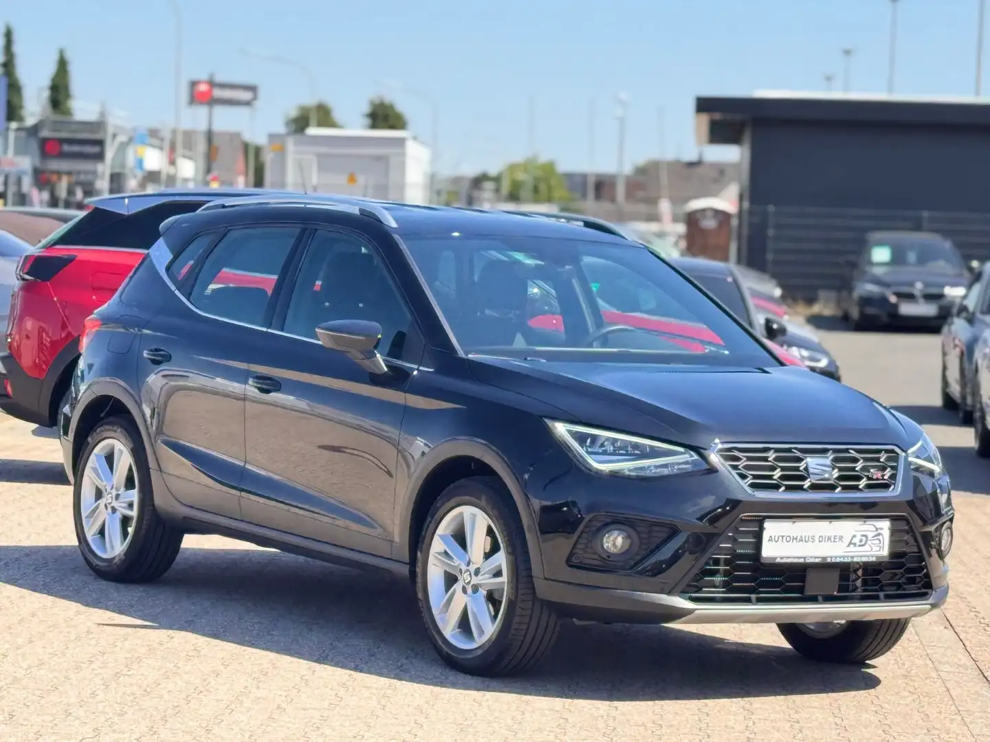 SEAT Arona FR Beats Fast Lane Aut. Zwart - 2