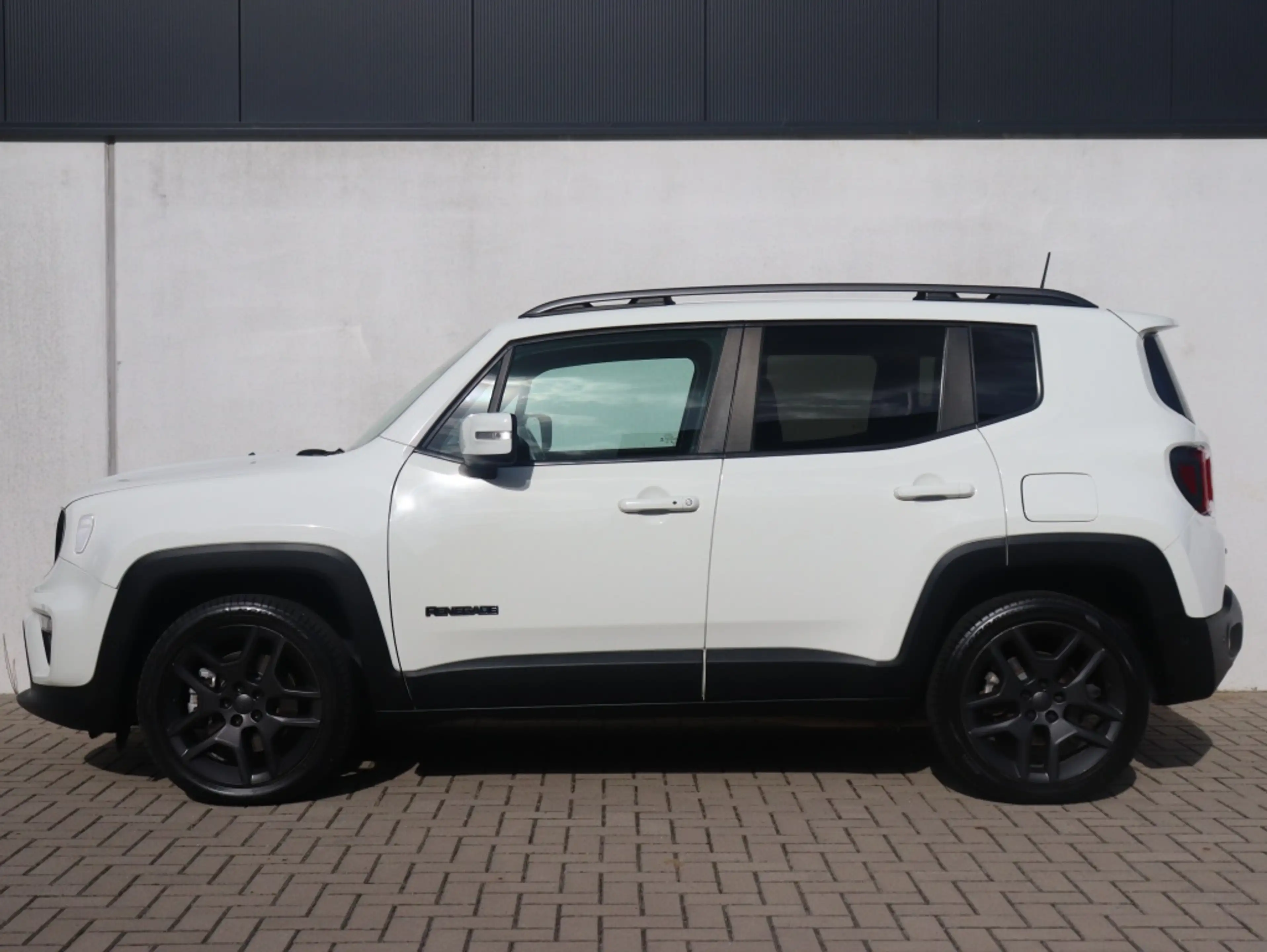 Jeep Renegade 4xe 240 PK Hybrid S | Navi | Carplay | LED | Leder — photo 9