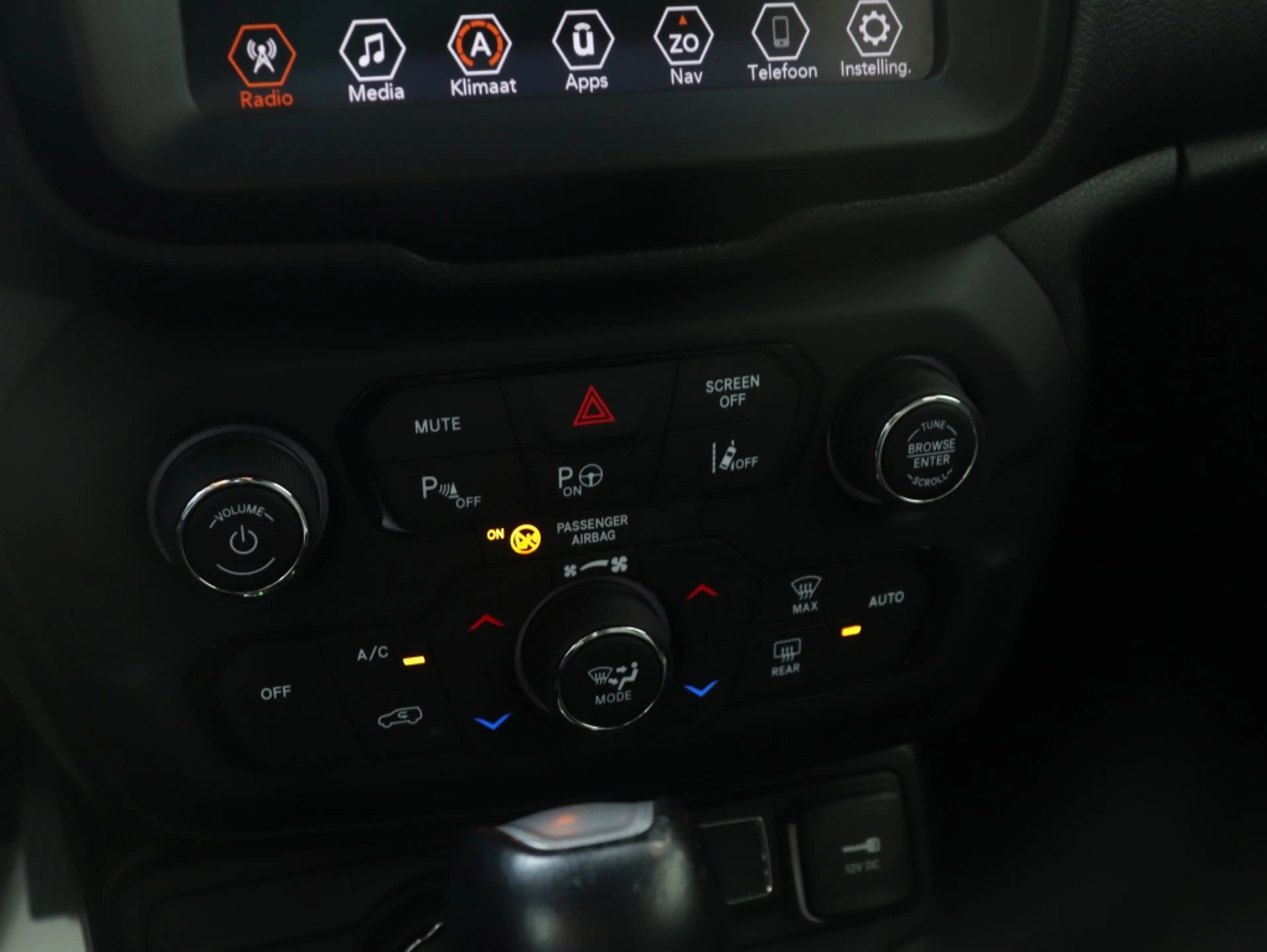 Jeep Renegade 4xe 240 PK Hybrid S | Navi | Carplay | LED | Leder — photo 15