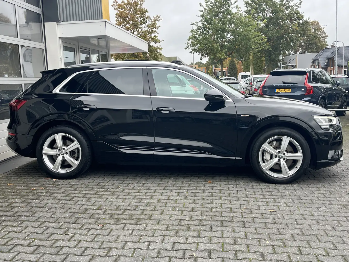 Audi e-tron e-tron 50 quattro Launch edition plus 71 kWh ACC P Noir - 2