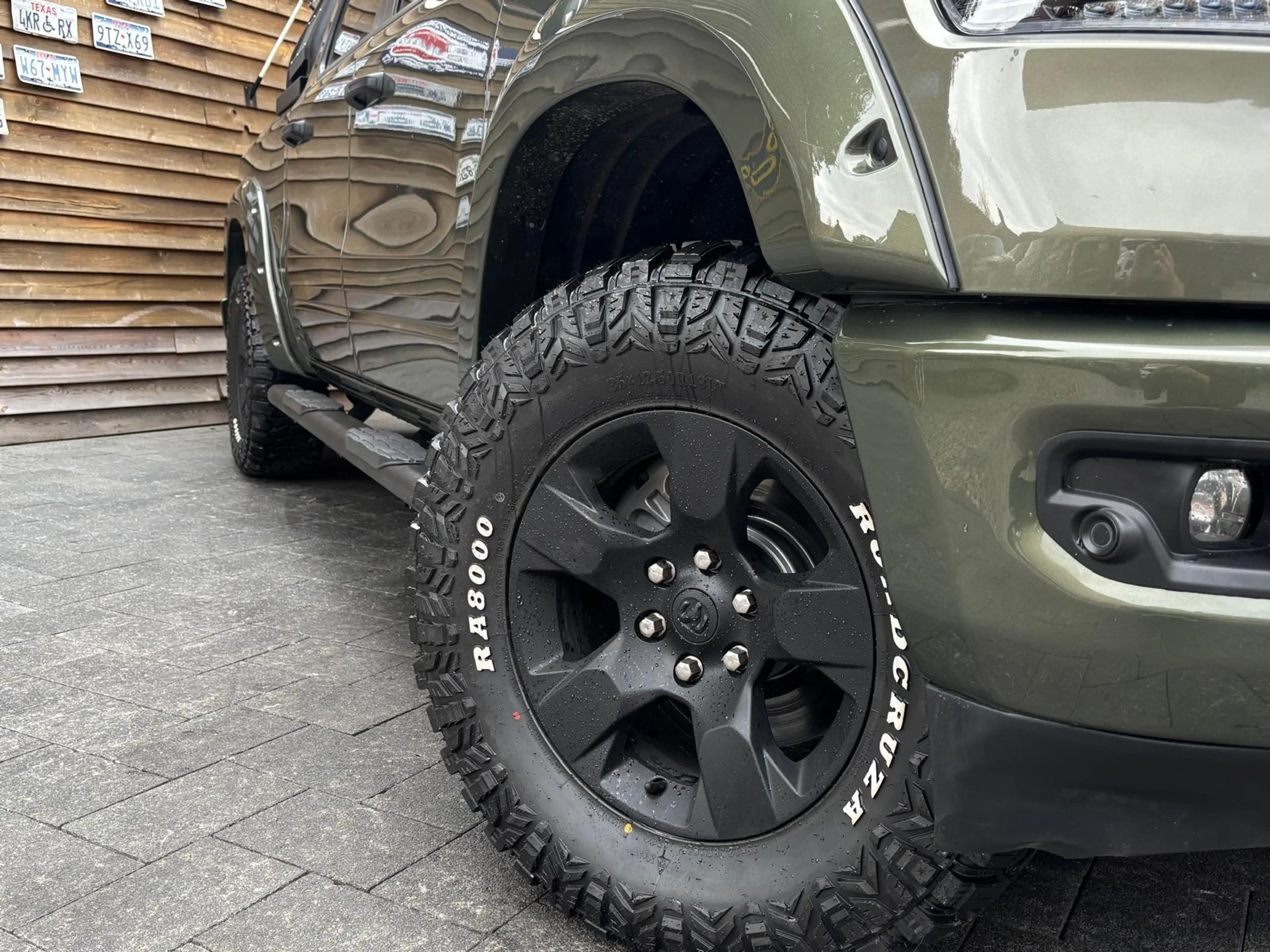 Dodge RAM 1500 5,7L BigHorn Crew Cab LPG AHK 4x4 — photo 4