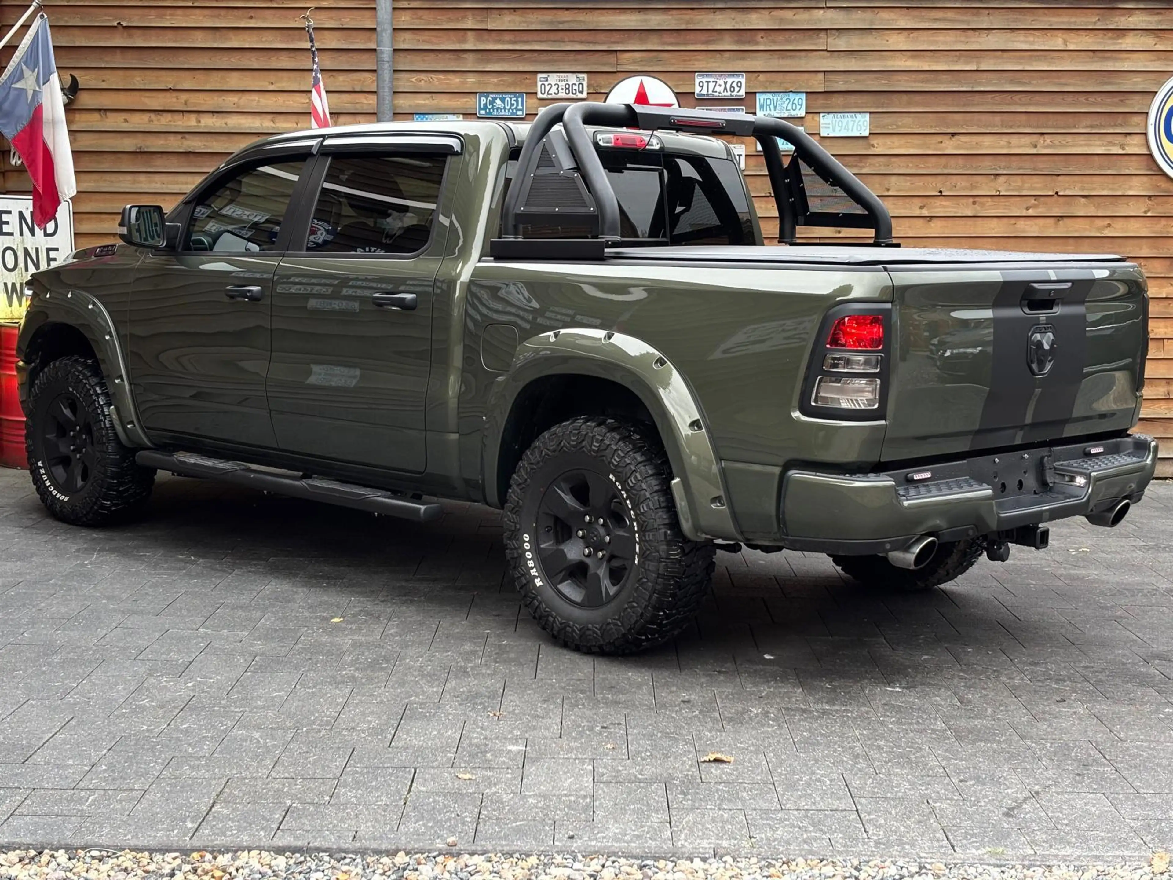 Dodge RAM 1500 5,7L BigHorn Crew Cab LPG AHK 4x4 — photo 12