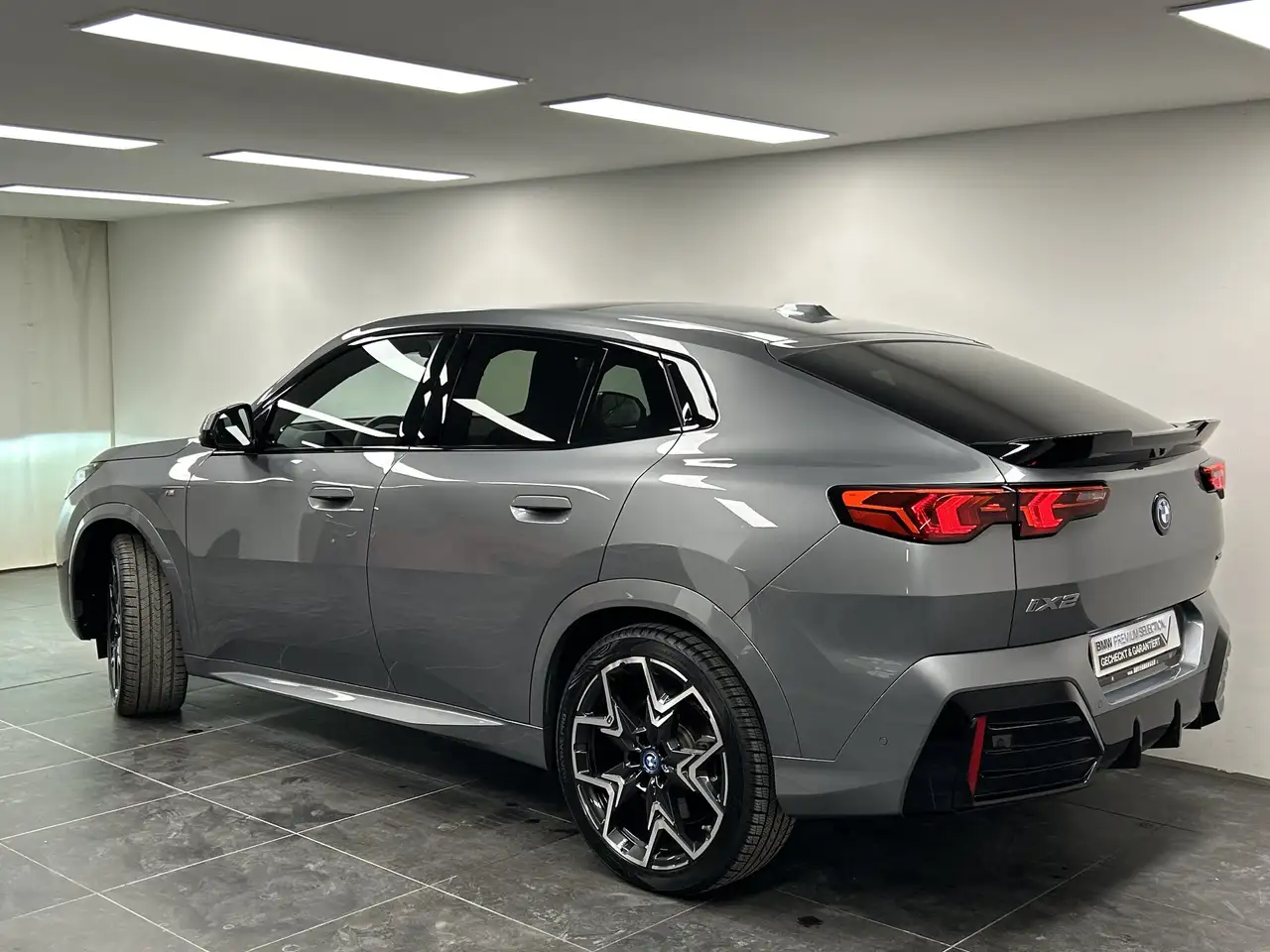 BMW iX2 xDrive30 M Sportpaket Pro Harman/Kardon Pano. DAB 3