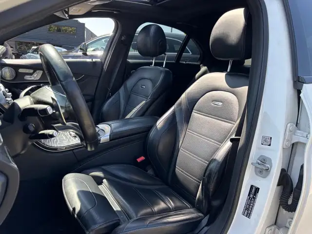 Mercedes-Benz C-Class view 16