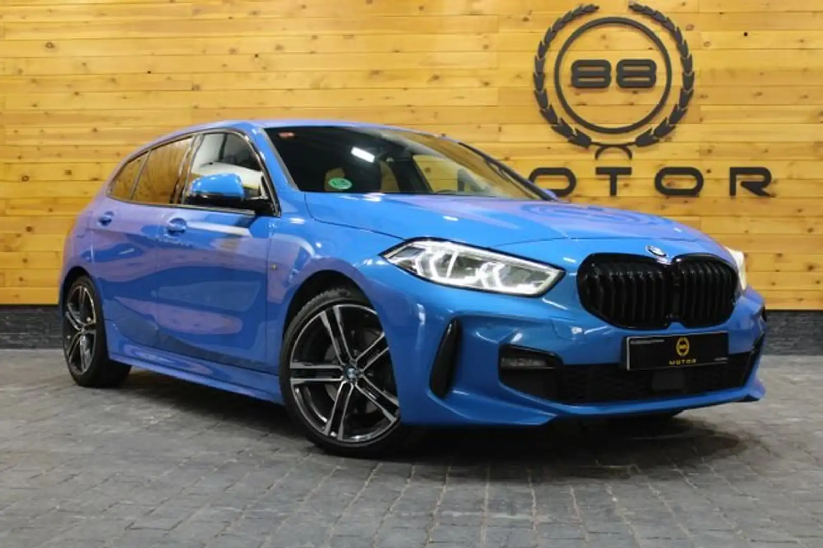 BMW 118 118d Azul - 1