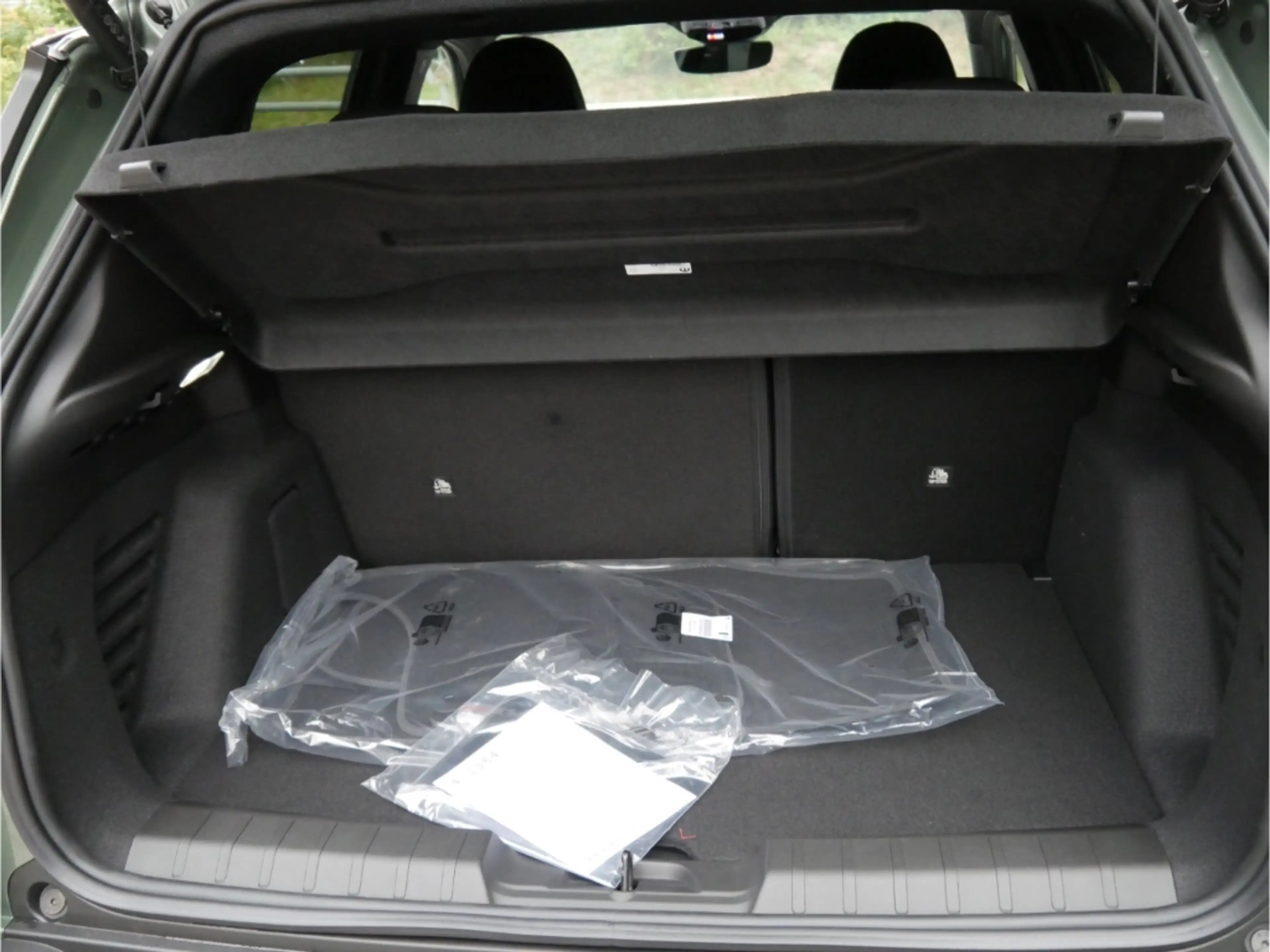 Jeep Avenger Overland Mild-Hybrid 4xe 0 % Finanzierung — photo 13